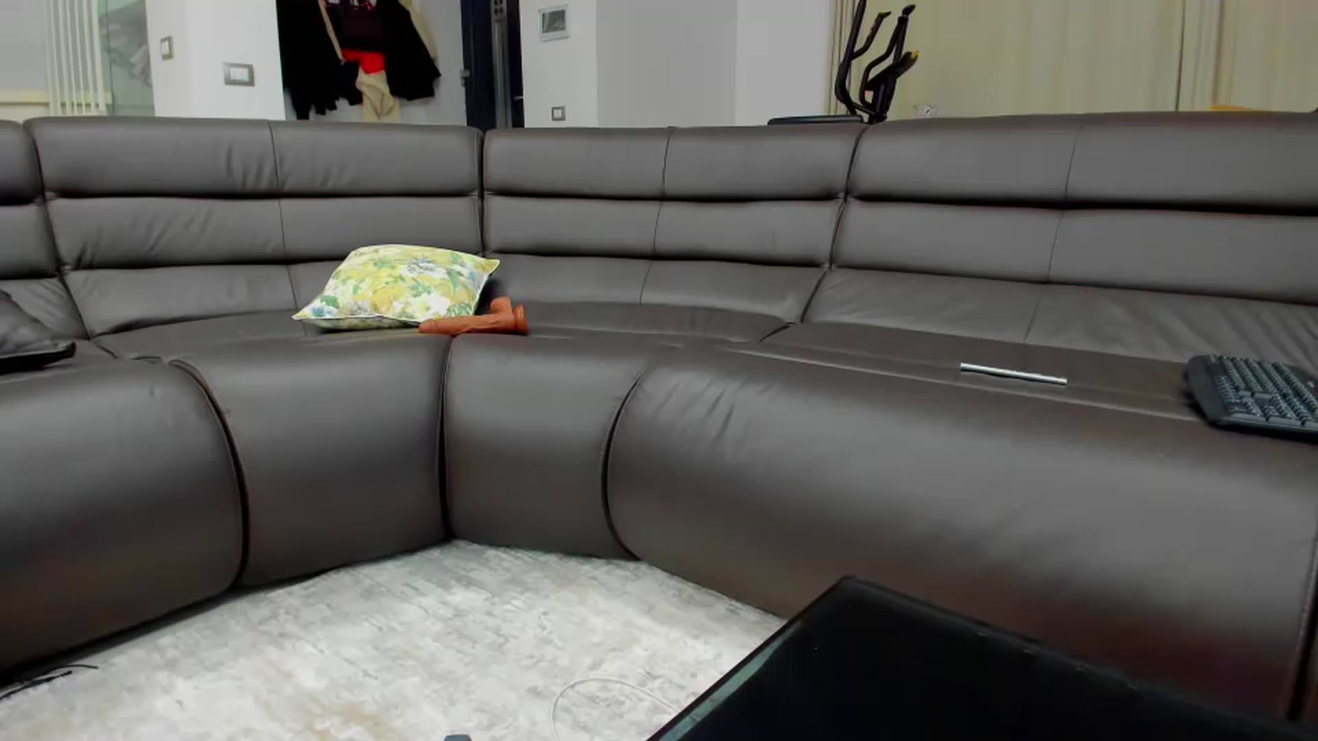 Gallery image thumbnail from SophiaSanty's myfreecams stream on, 08/25/2024, 24:54 image 1 of 20