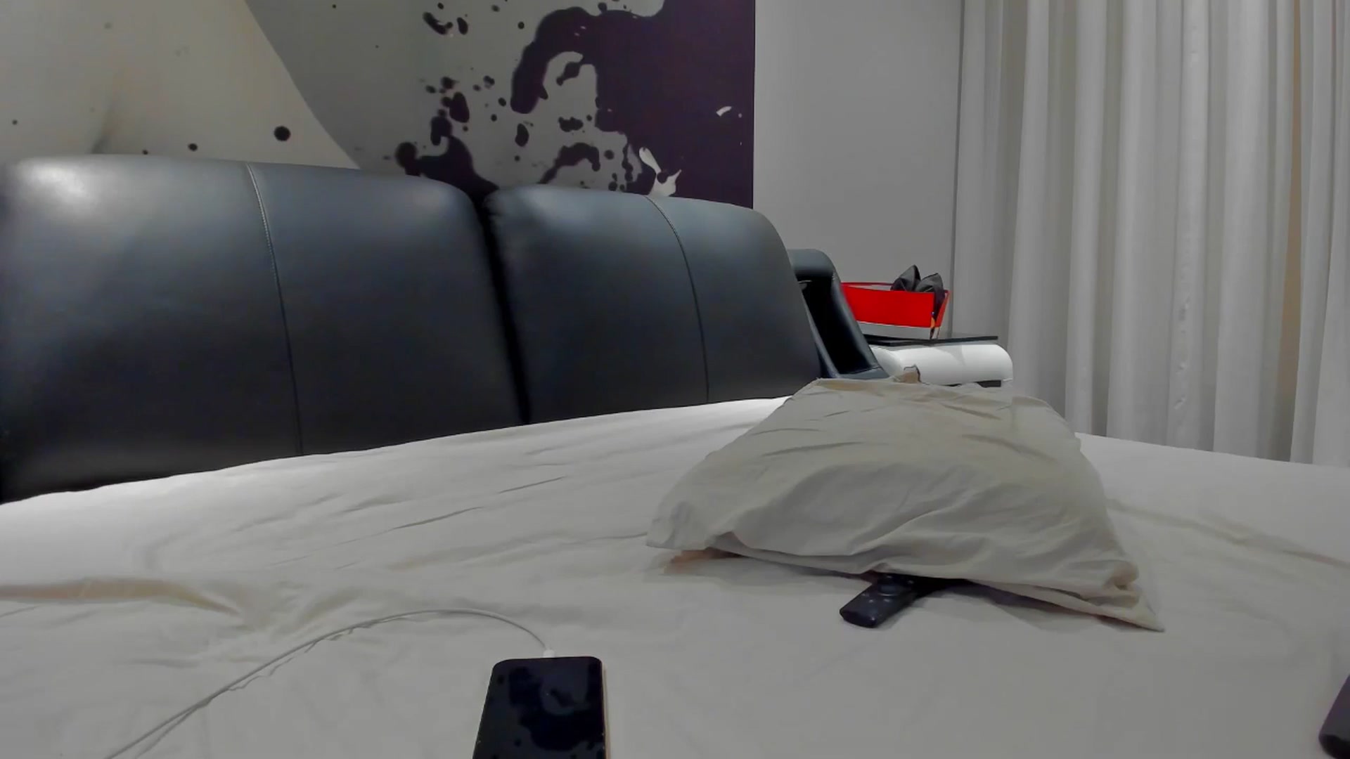 Gallery image thumbnail from SophiaSanty's myfreecams stream on, 10/23/2024, 19:08 image 9 of 20