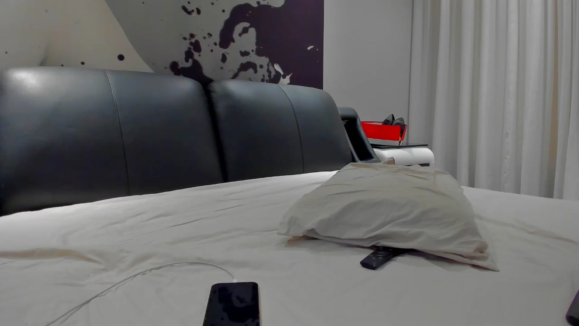 Gallery image thumbnail from SophiaSanty's myfreecams stream on, 10/23/2024, 19:08 image 15 of 20