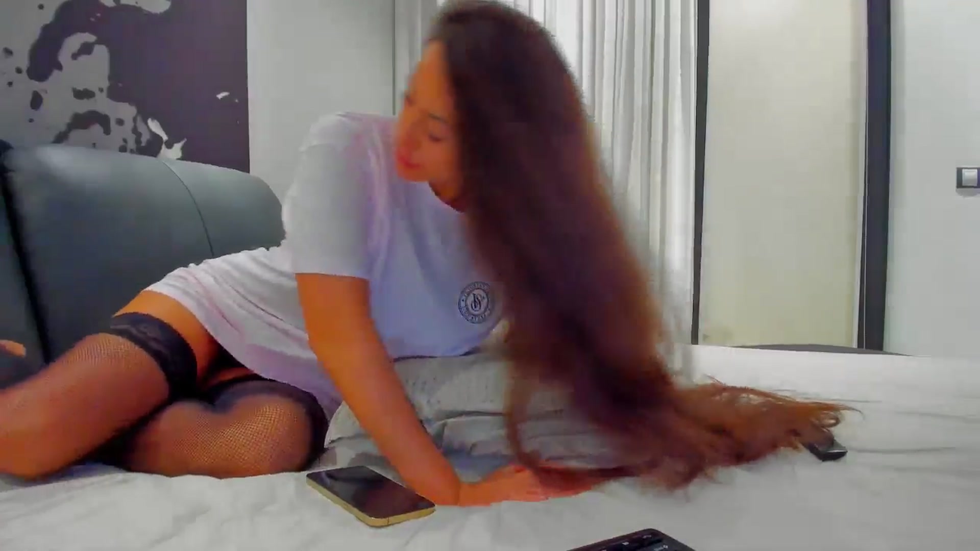 Gallery image thumbnail from SophiaSanty's myfreecams stream on, 10/24/2024, 22:03 image 4 of 20