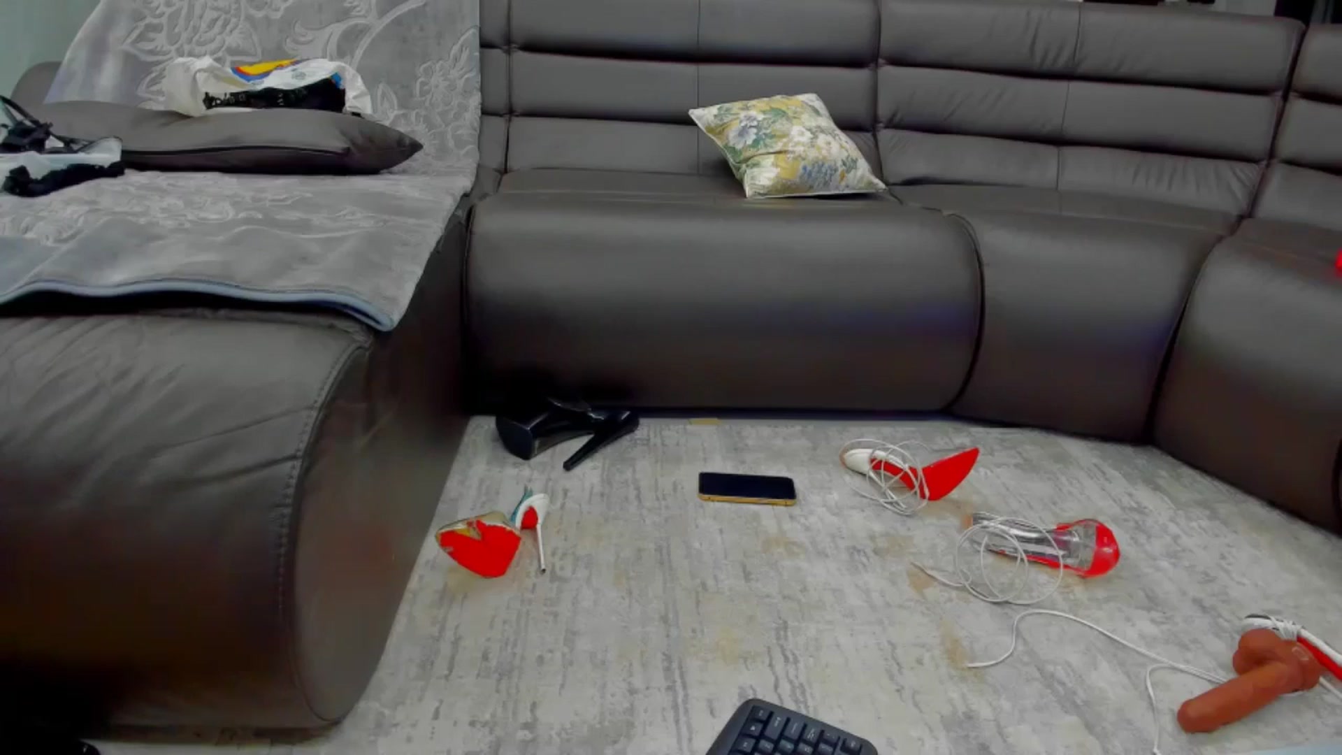 Gallery image thumbnail from SophiaSanty's myfreecams stream on, 10/31/2024, 04:05 image 16 of 20
