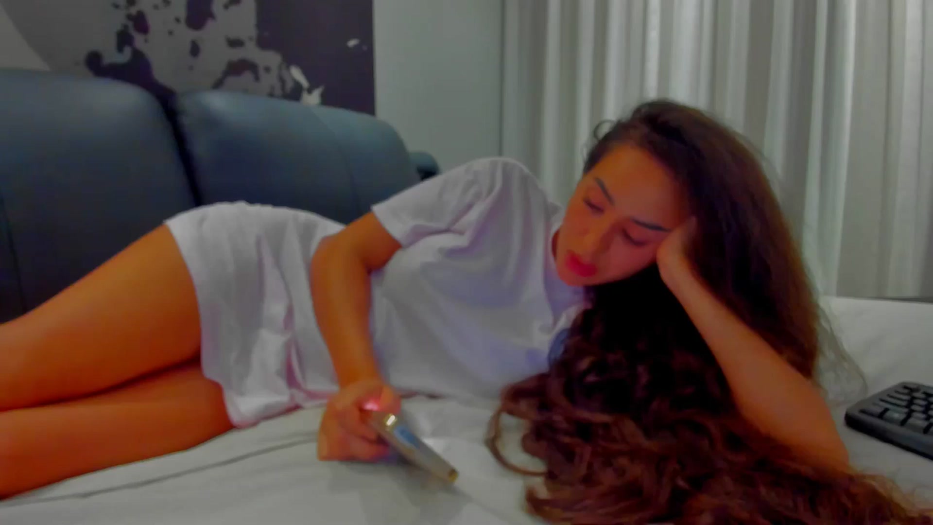 Gallery image thumbnail from SophiaSanty's myfreecams stream on, 11/04/2024, 20:41 image 9 of 20