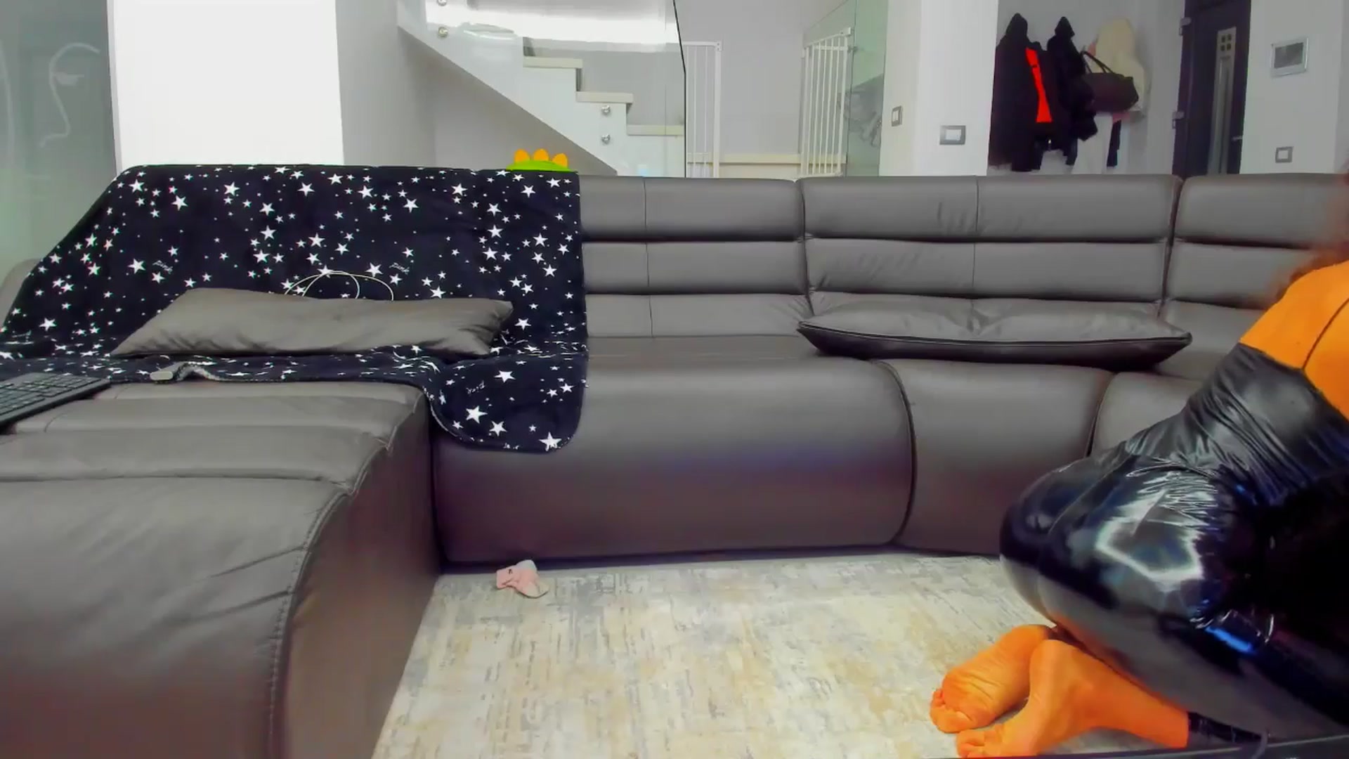 Gallery image thumbnail from SophiaSanty's myfreecams stream on, 12/08/2024, 21:09 image 3 of 20