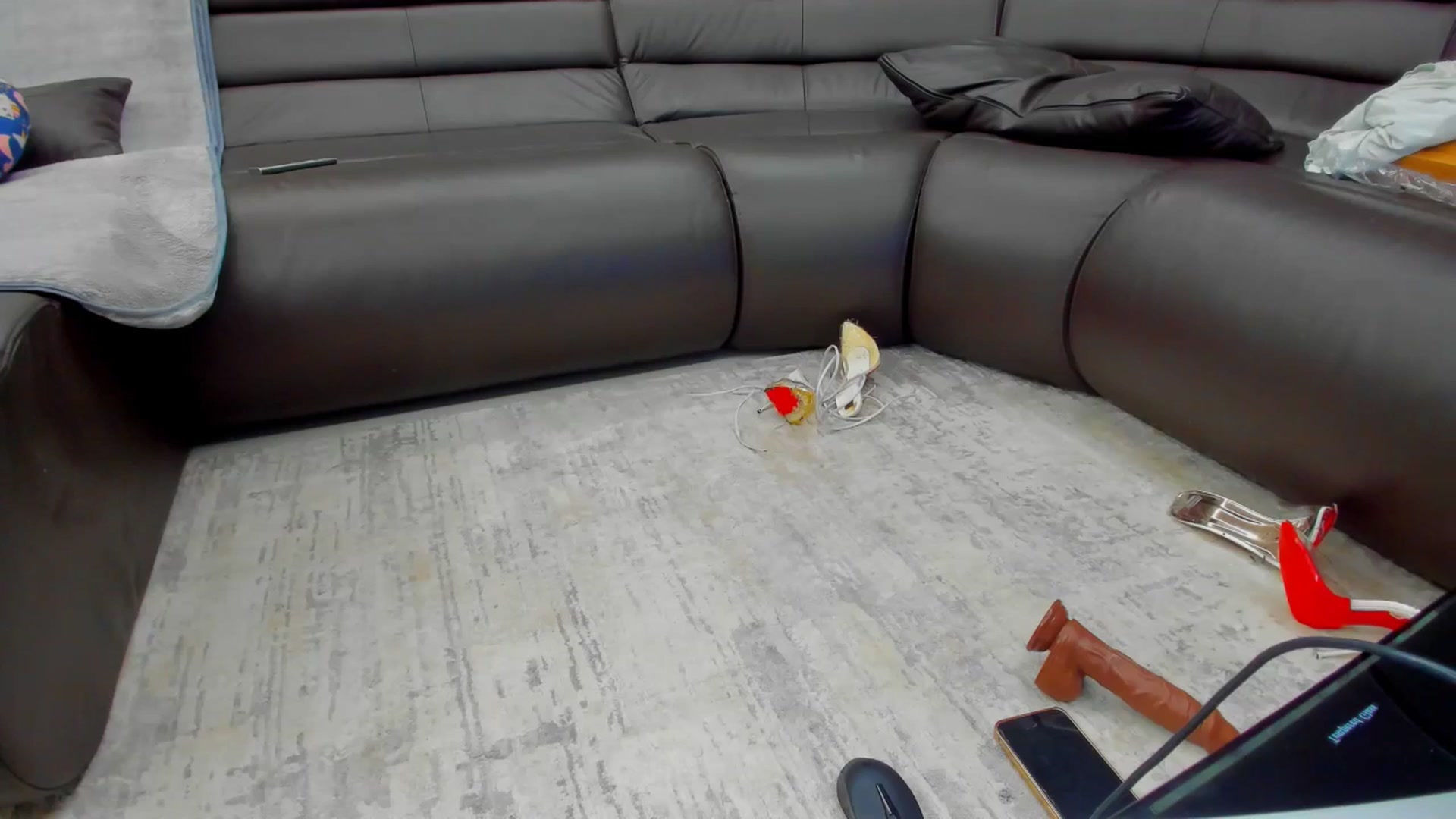 Gallery image thumbnail from SophiaSanty's myfreecams stream on, 06/03/2025, 23:39 image 9 of 20