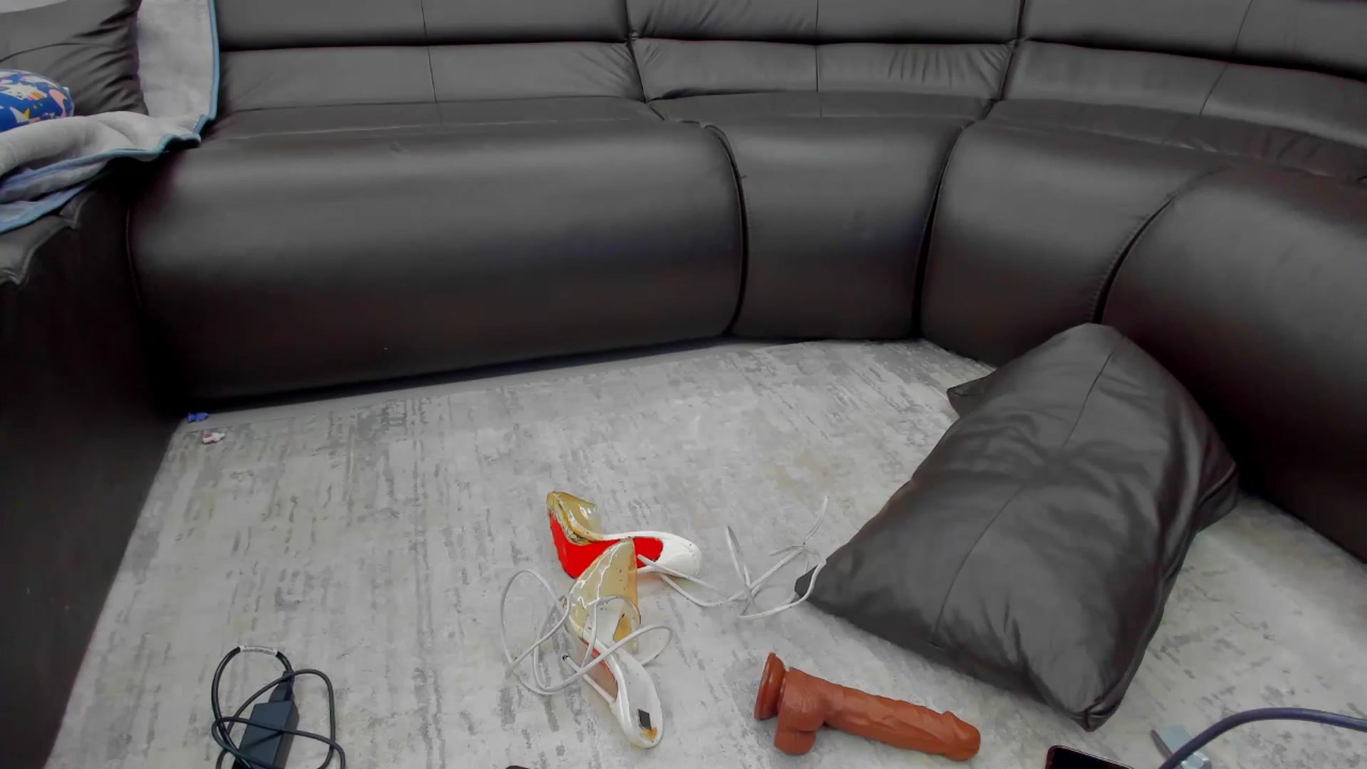 Gallery image thumbnail from SophiaSanty's myfreecams stream on, 06/18/2025, 23:50 image 6 of 20