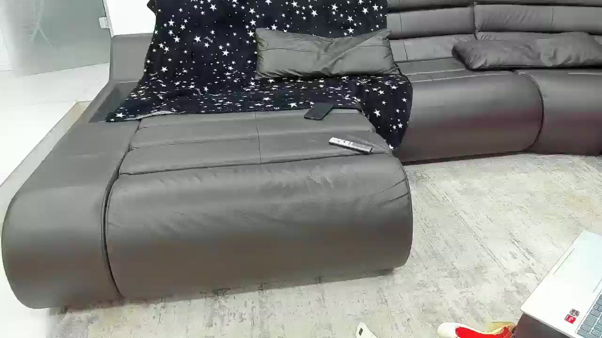 Gallery image thumbnail from SophiaSanty's myfreecams stream on, 11/08/2025, 23:11 image 17 of 20