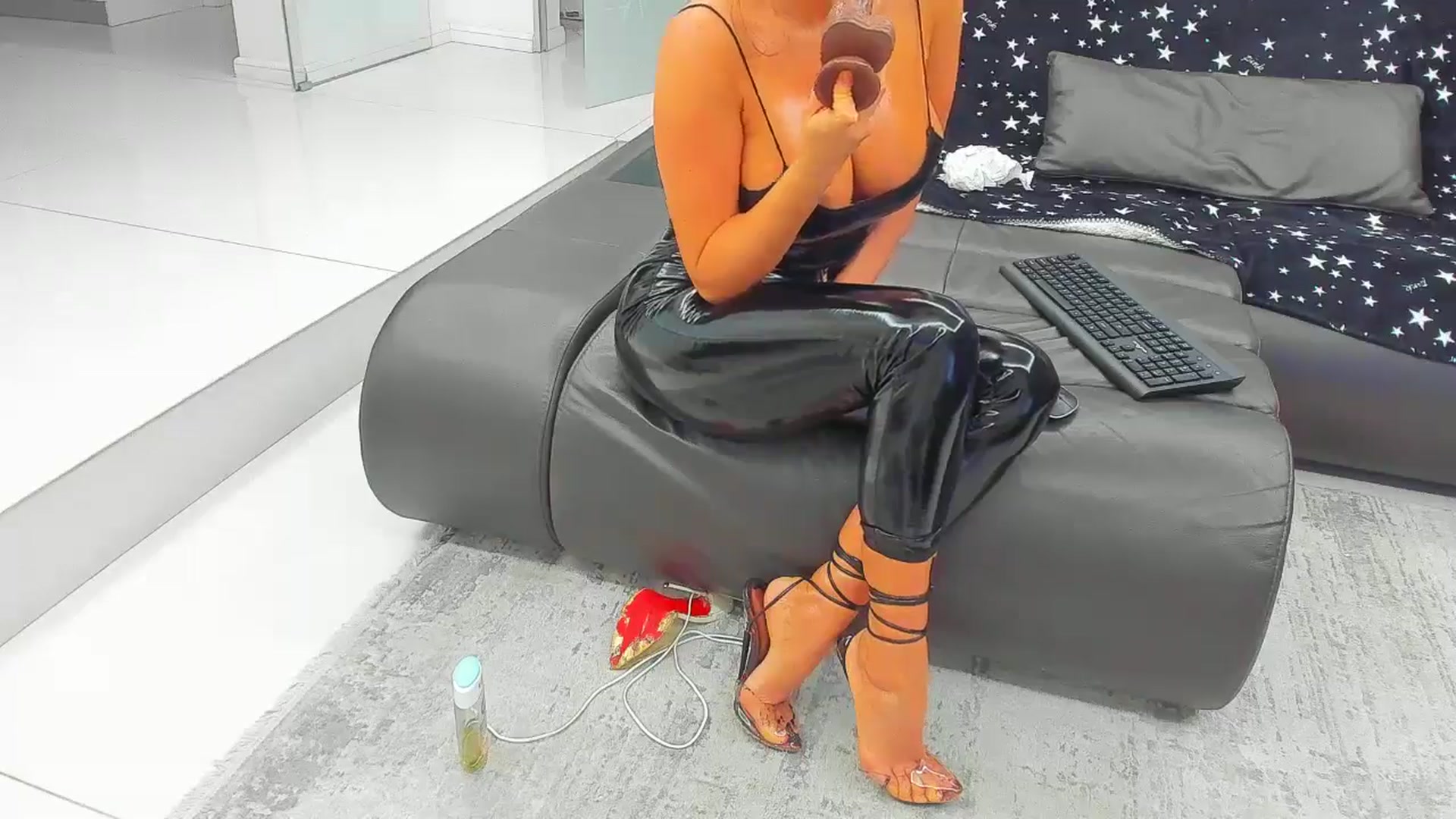Gallery image thumbnail from SophiaSanty's myfreecams stream on, 01/03/2026, 22:51 image 5 of 20