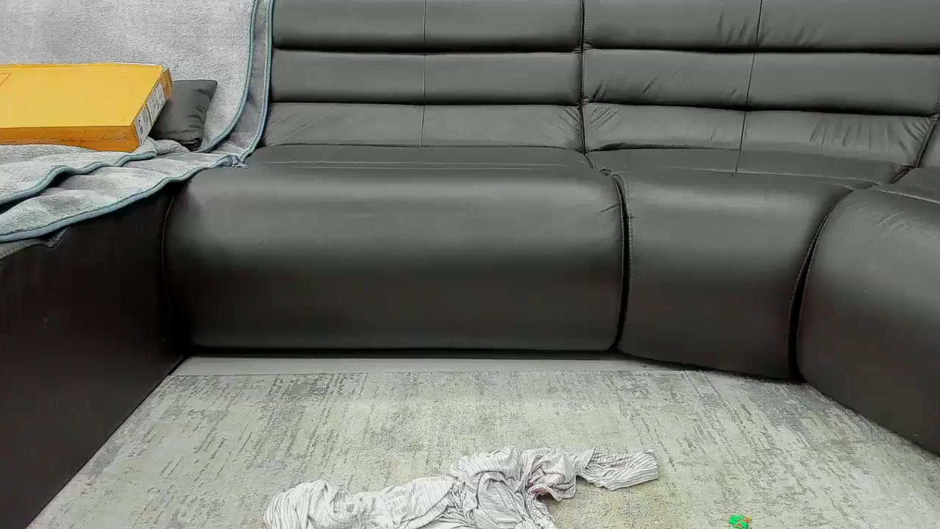 Gallery image thumbnail from SophiaSanty's myfreecams stream on, 04/23/2026, 21:14 image 3 of 20