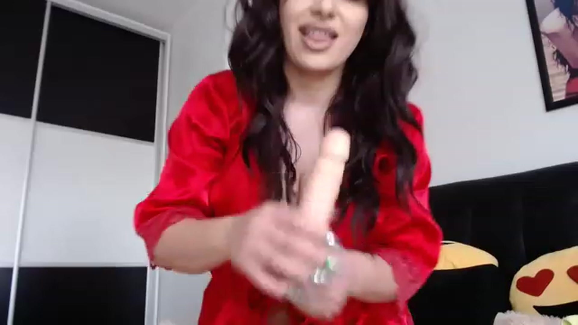Gallery image thumbnail from Sophia_88x's myfreecams stream on, 12/10/2022, 13:26 image 20 of 20