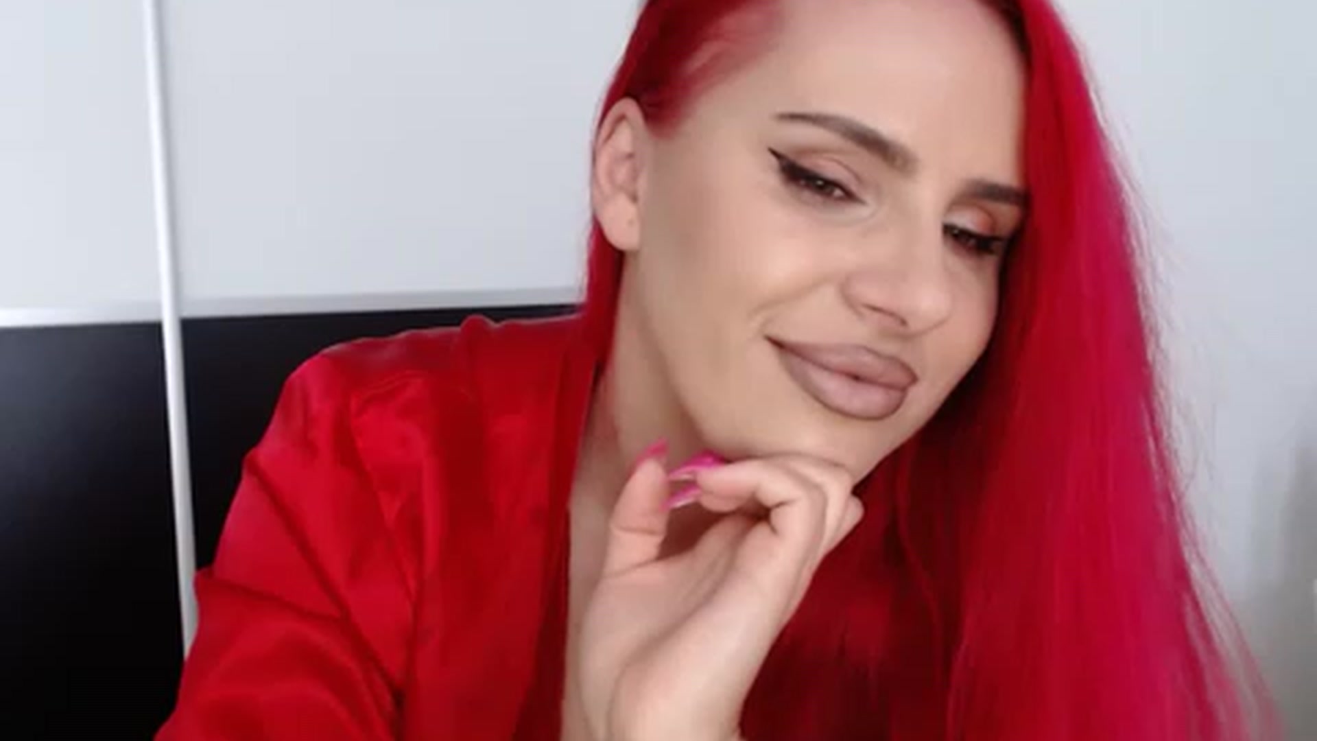 Gallery image thumbnail from Sophia_88x's myfreecams stream on, 01/28/2023, 14:08 image 18 of 20