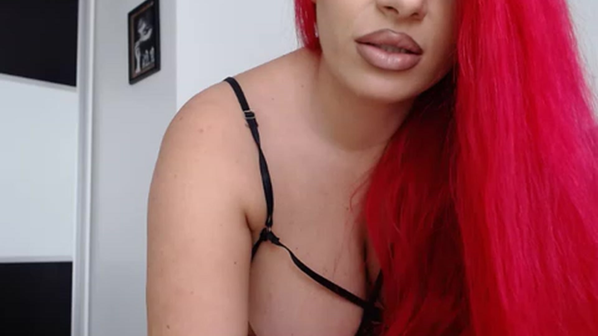 Gallery image thumbnail from Sophia_88x's myfreecams stream on, 01/28/2023, 14:08 image 3 of 20