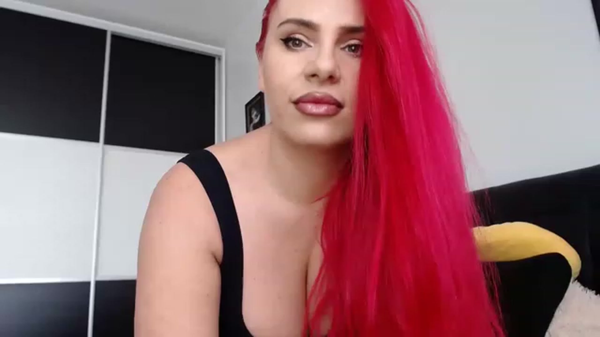Gallery image thumbnail from Sophia_88x's myfreecams stream on, 01/31/2023, 11:22 image 5 of 20