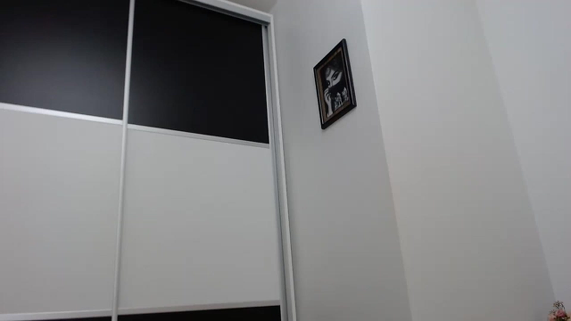 Gallery image thumbnail from Sophia_88x's myfreecams stream on, 02/24/2023, 17:35 image 1 of 20