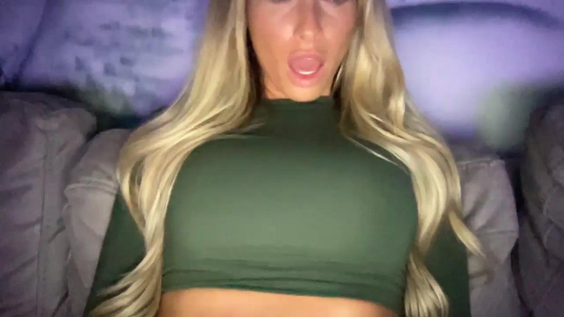 Gallery image thumbnail from Sophia_may7's myfreecams stream on, 03/15/2024, 18:56 image 4 of 20