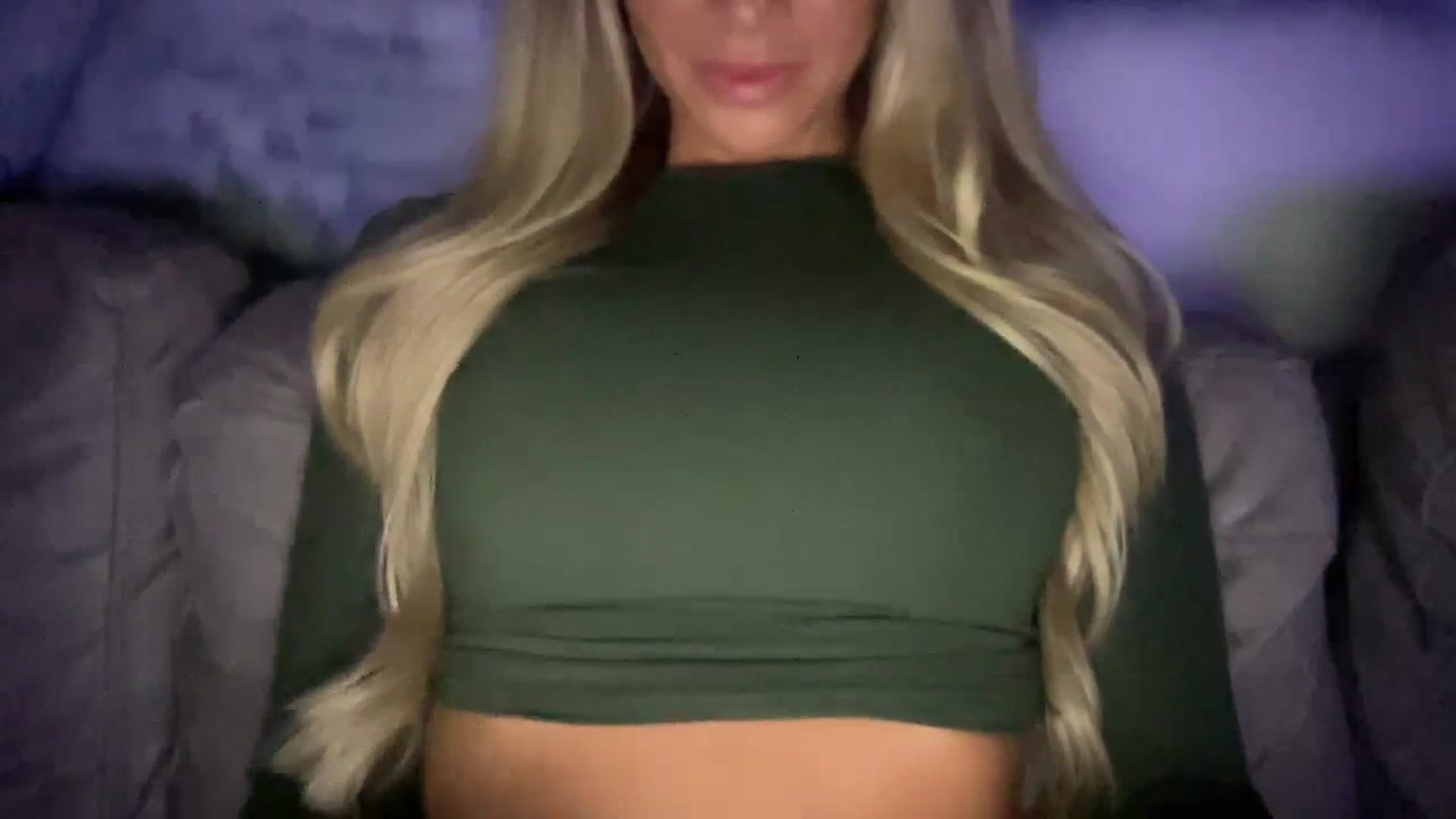 Gallery image thumbnail from Sophia_may7's myfreecams stream on, 03/15/2024, 18:56 image 20 of 20