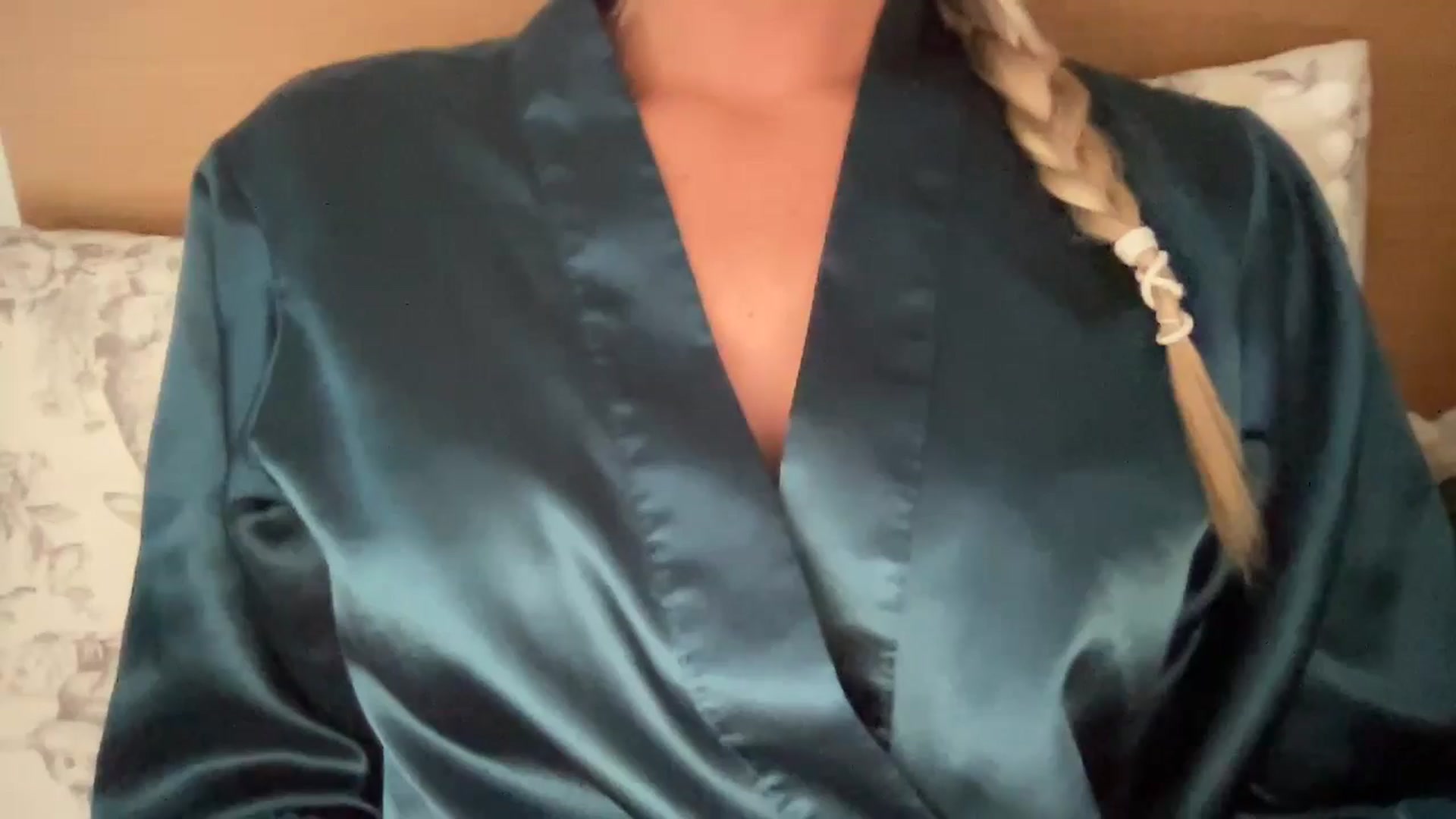 Gallery image thumbnail from Sophia_may7's myfreecams stream on, 06/30/2024, 13:41 image 14 of 20