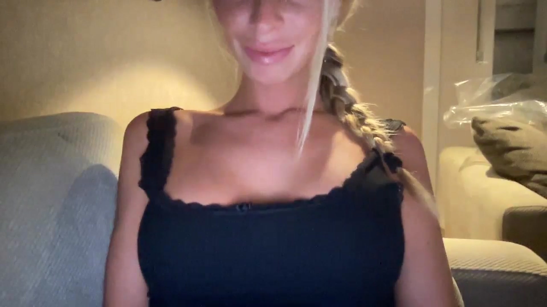 Gallery image thumbnail from Sophia_may7's myfreecams stream on, 07/04/2024, 19:53 image 7 of 20