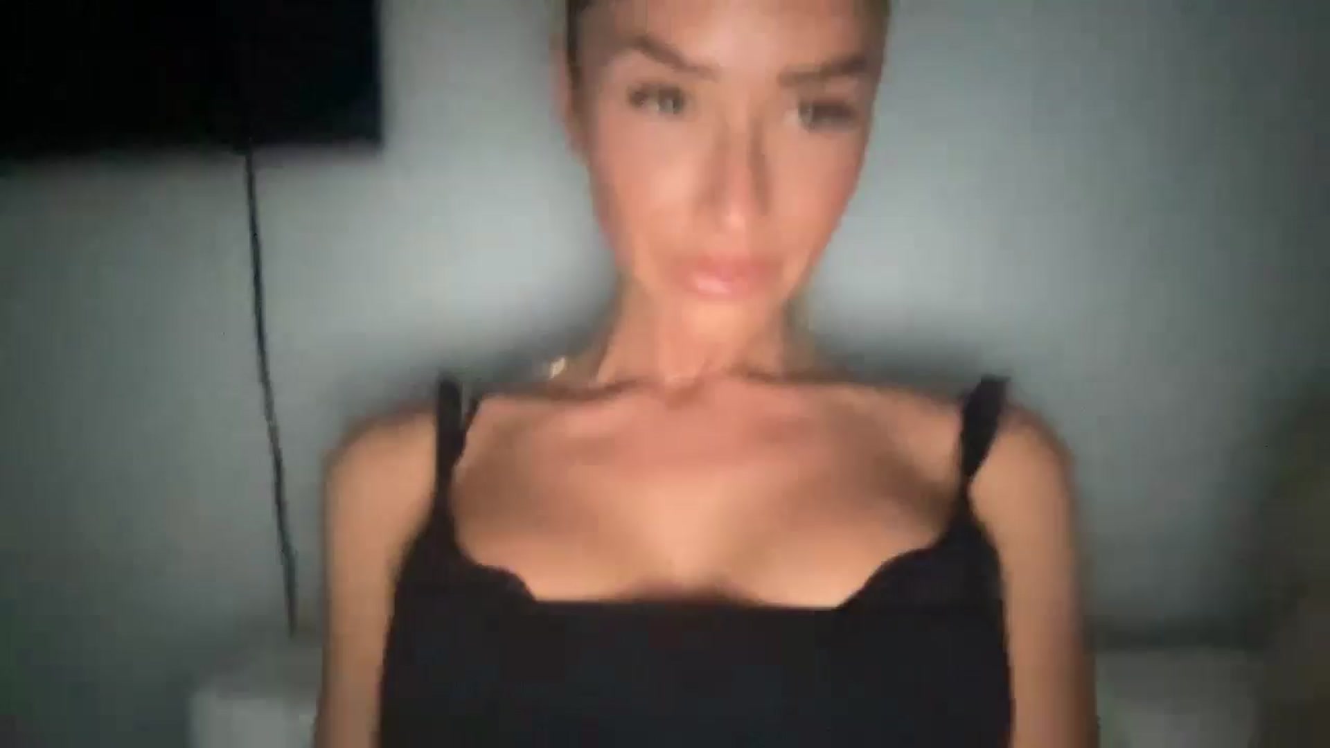 Gallery image thumbnail from Sophiaamay's myfreecams stream on, 09/14/2024, 18:25 image 1 of 20