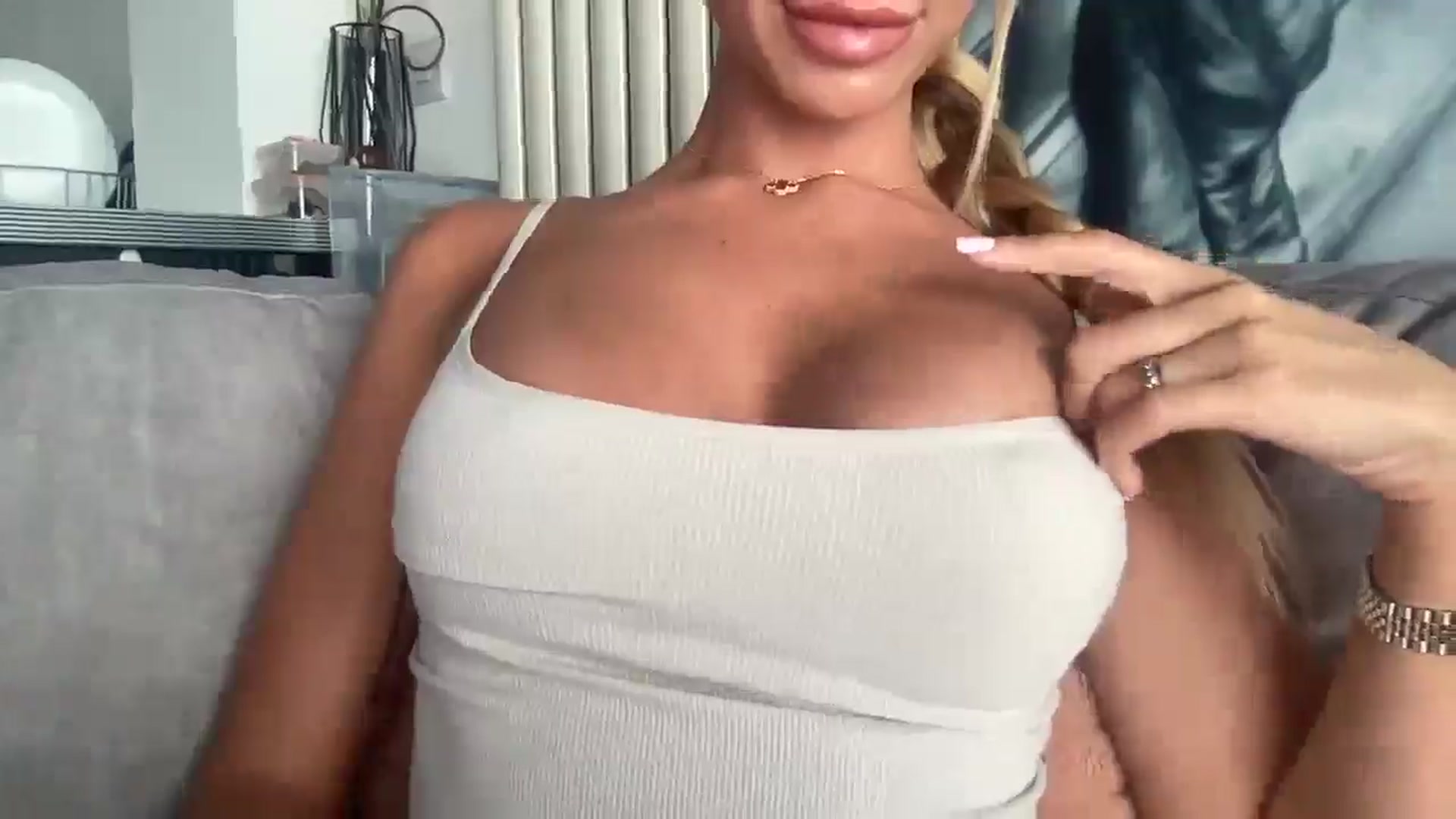 Gallery image thumbnail from Sophiaamay's myfreecams stream on, 03/20/2025, 11:55 image 11 of 20