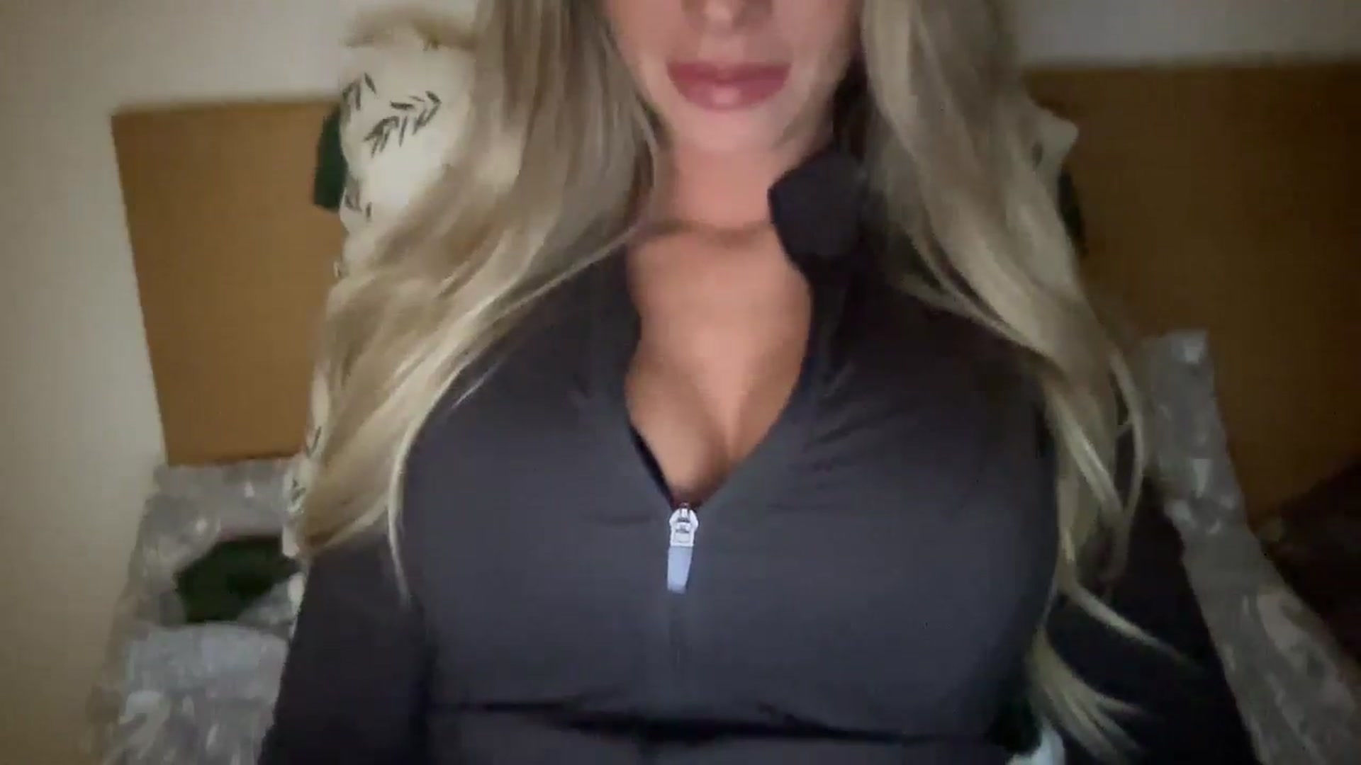 Gallery image thumbnail from Sophiaamay's myfreecams stream on, 03/29/2025, 22:28 image 20 of 20