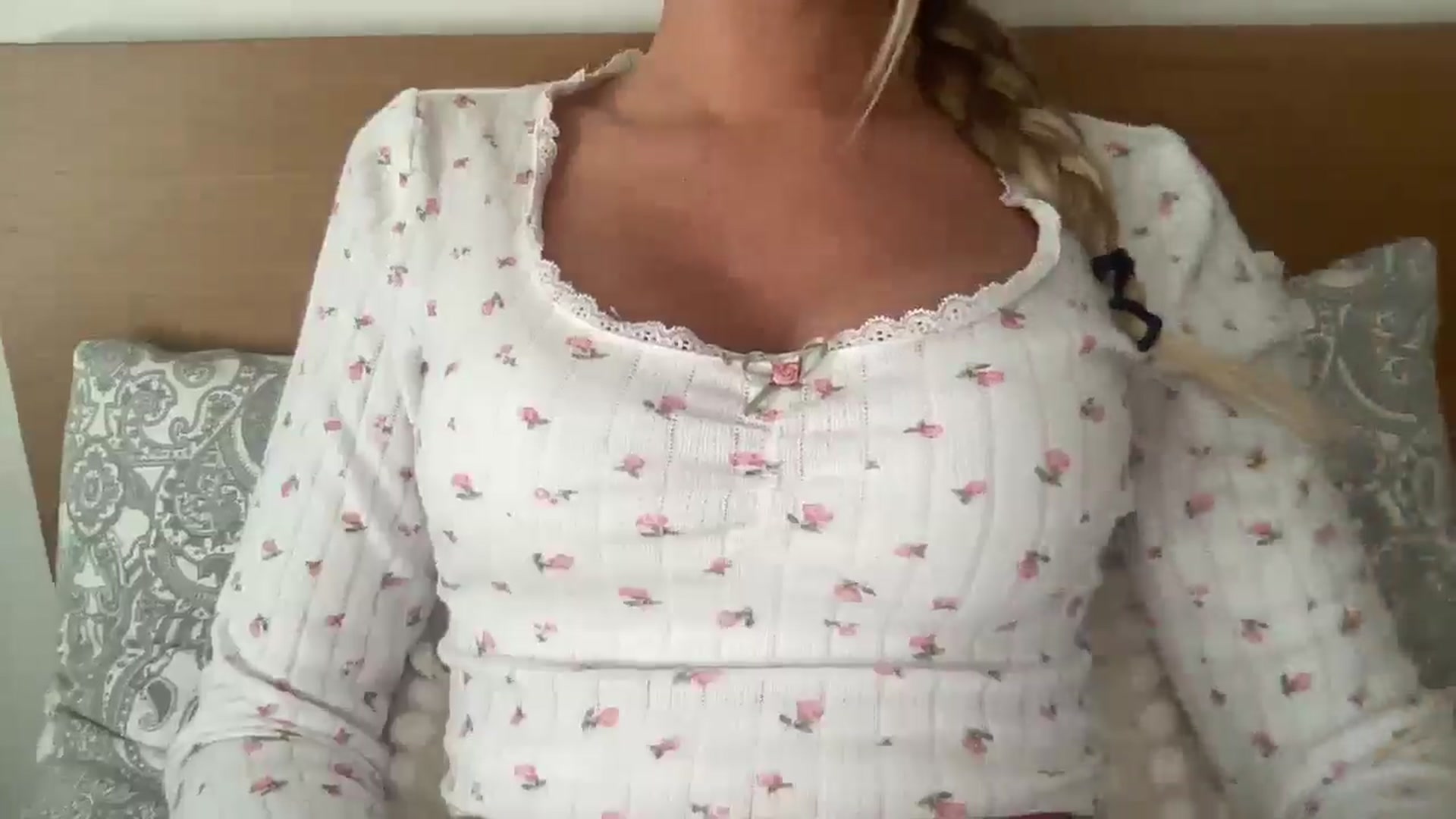 Gallery image thumbnail from Sophiaamay's myfreecams stream on, 04/07/2025, 11:56 image 7 of 20