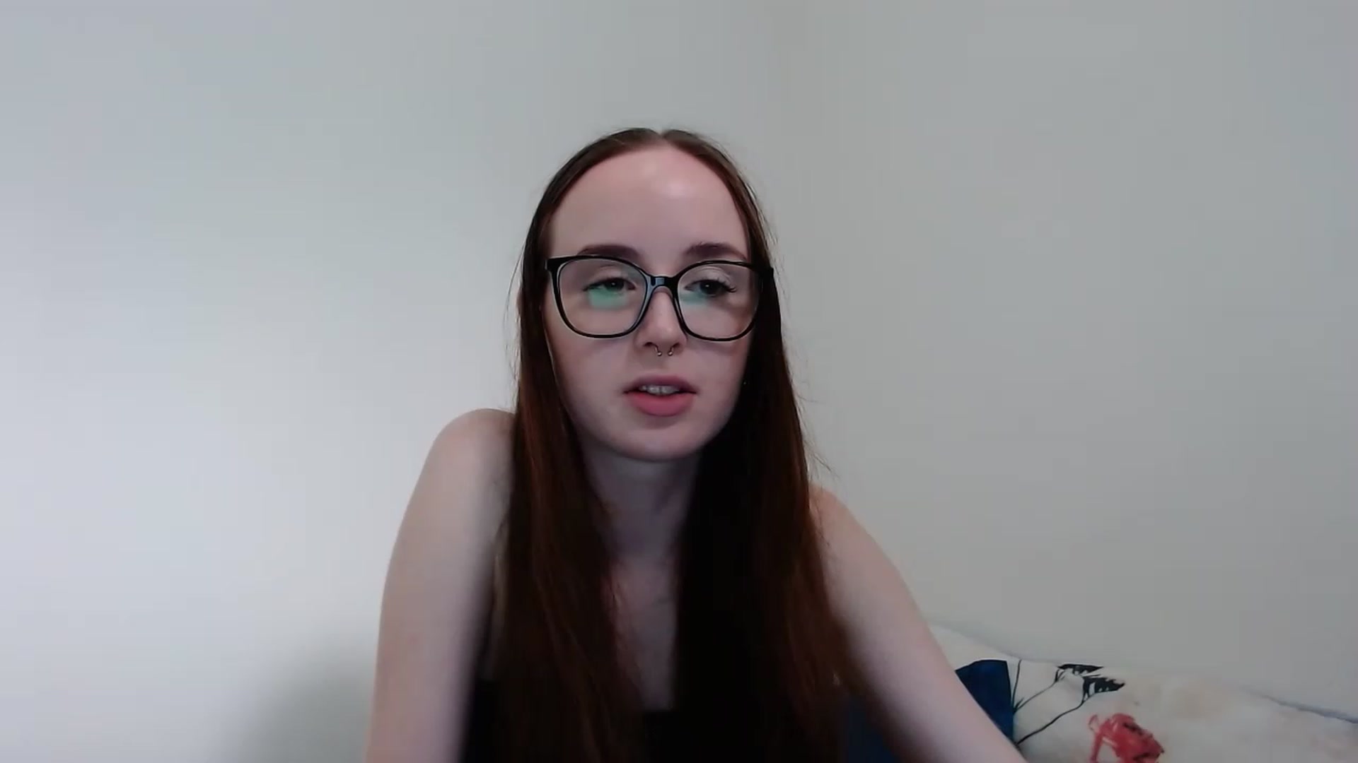 Gallery image thumbnail from Sophialove2's myfreecams stream on, 02/23/2023, 04:01 image 15 of 20