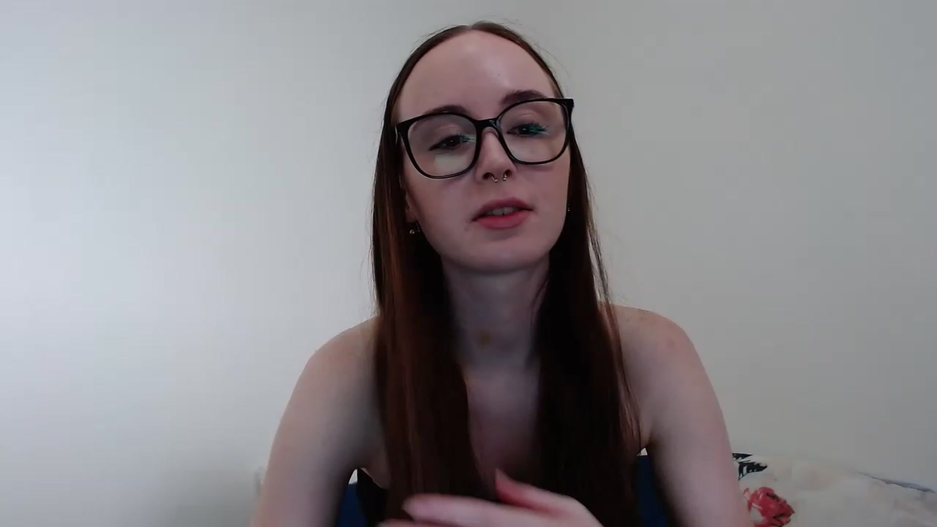Gallery image thumbnail from Sophialove2's myfreecams stream on, 02/23/2023, 04:01 image 1 of 20