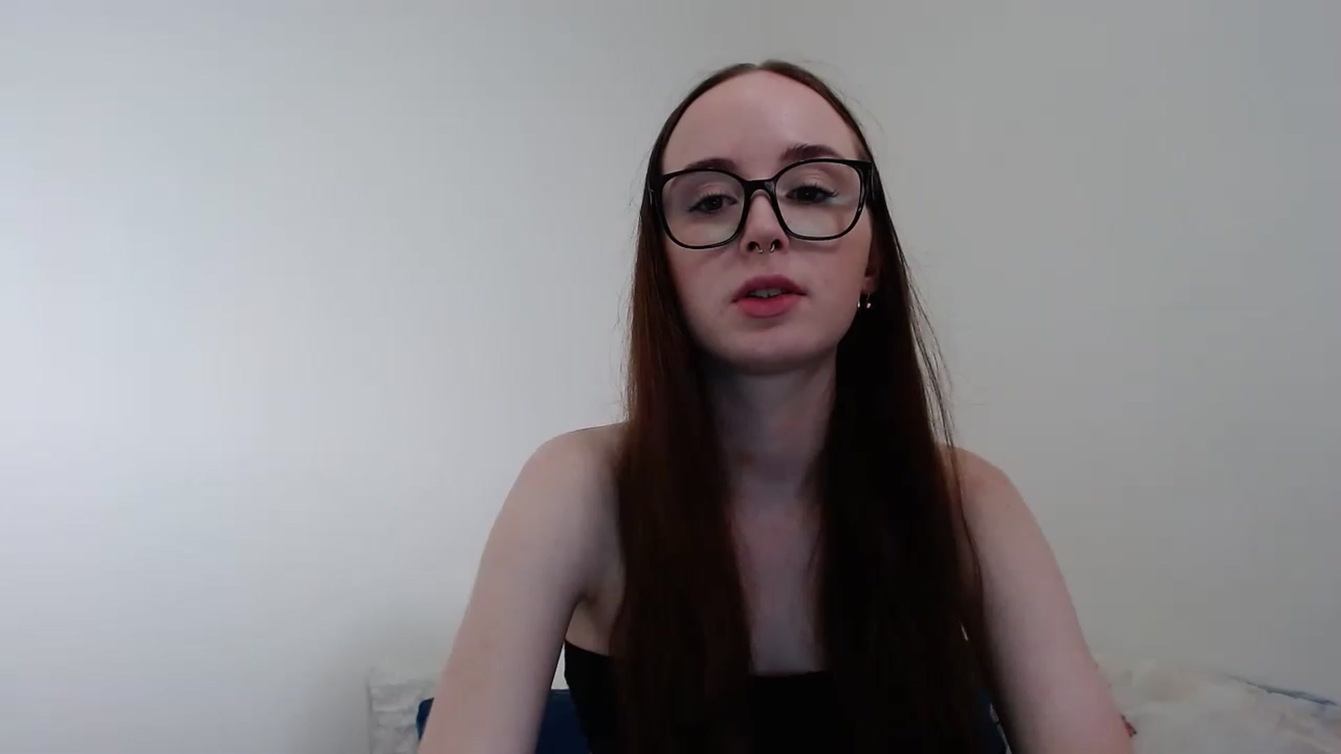 Gallery image thumbnail from Sophialove2's myfreecams stream on, 02/23/2023, 04:01 image 3 of 20