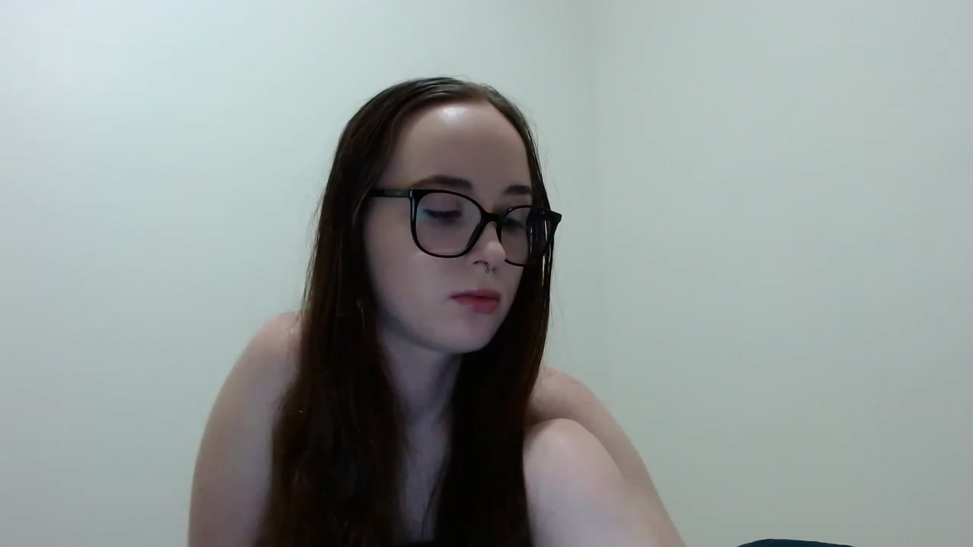 Gallery image thumbnail from Sophialove2's myfreecams stream on, 03/22/2023, 18:11 image 5 of 20