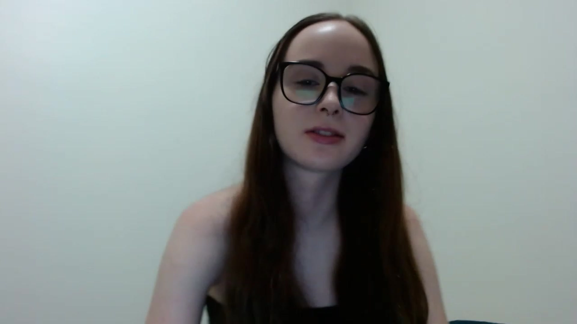 Gallery image thumbnail from Sophialove2's myfreecams stream on, 03/22/2023, 18:11 image 3 of 20