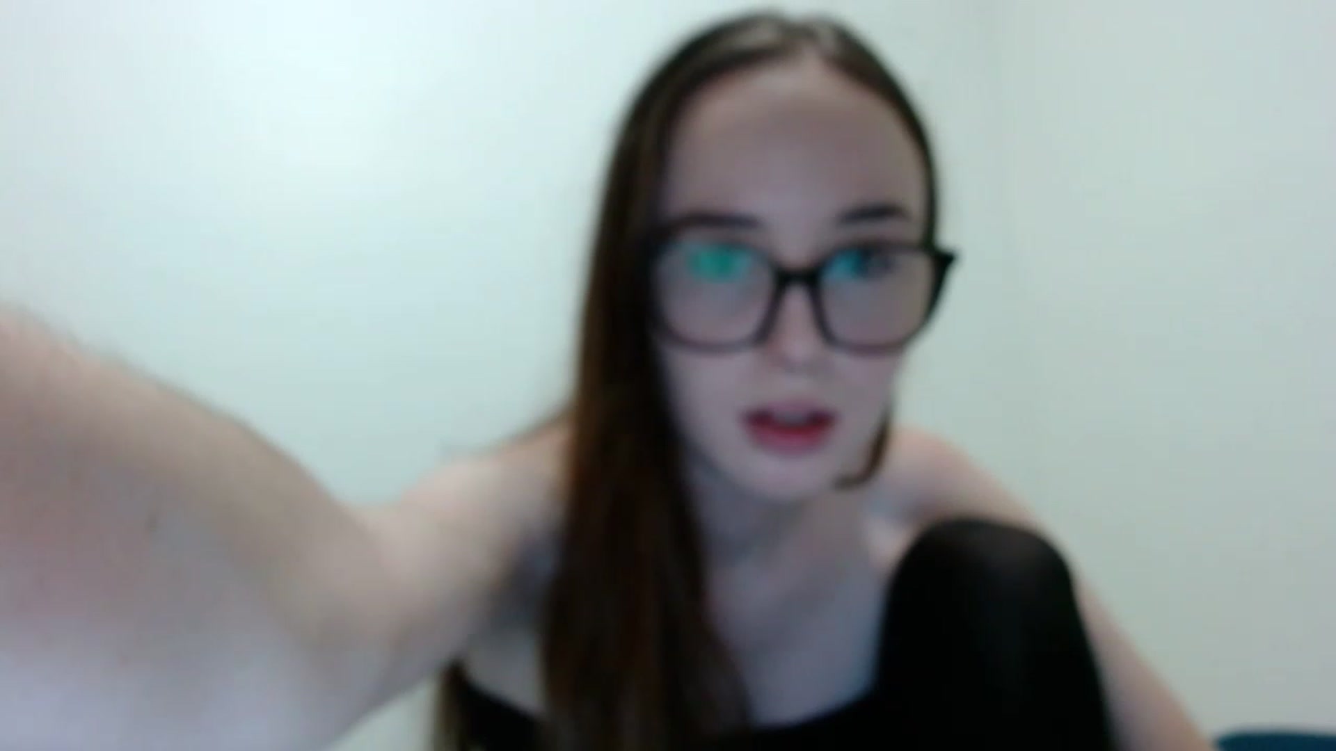 Gallery image thumbnail from Sophialove2's myfreecams stream on, 03/22/2023, 18:38 image 7 of 20