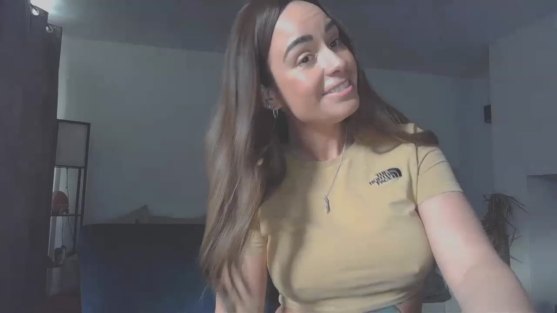 Gallery image thumbnail from Sophiaviennax's myfreecams stream on, 02/03/2023, 14:44 image 12 of 20