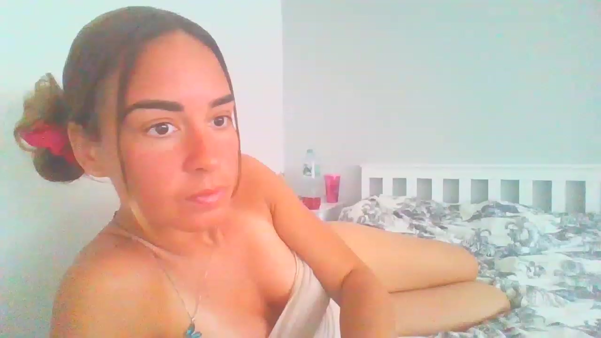Gallery image thumbnail from Sophiaviennax's myfreecams stream on, 06/06/2023, 10:22 image 1 of 20