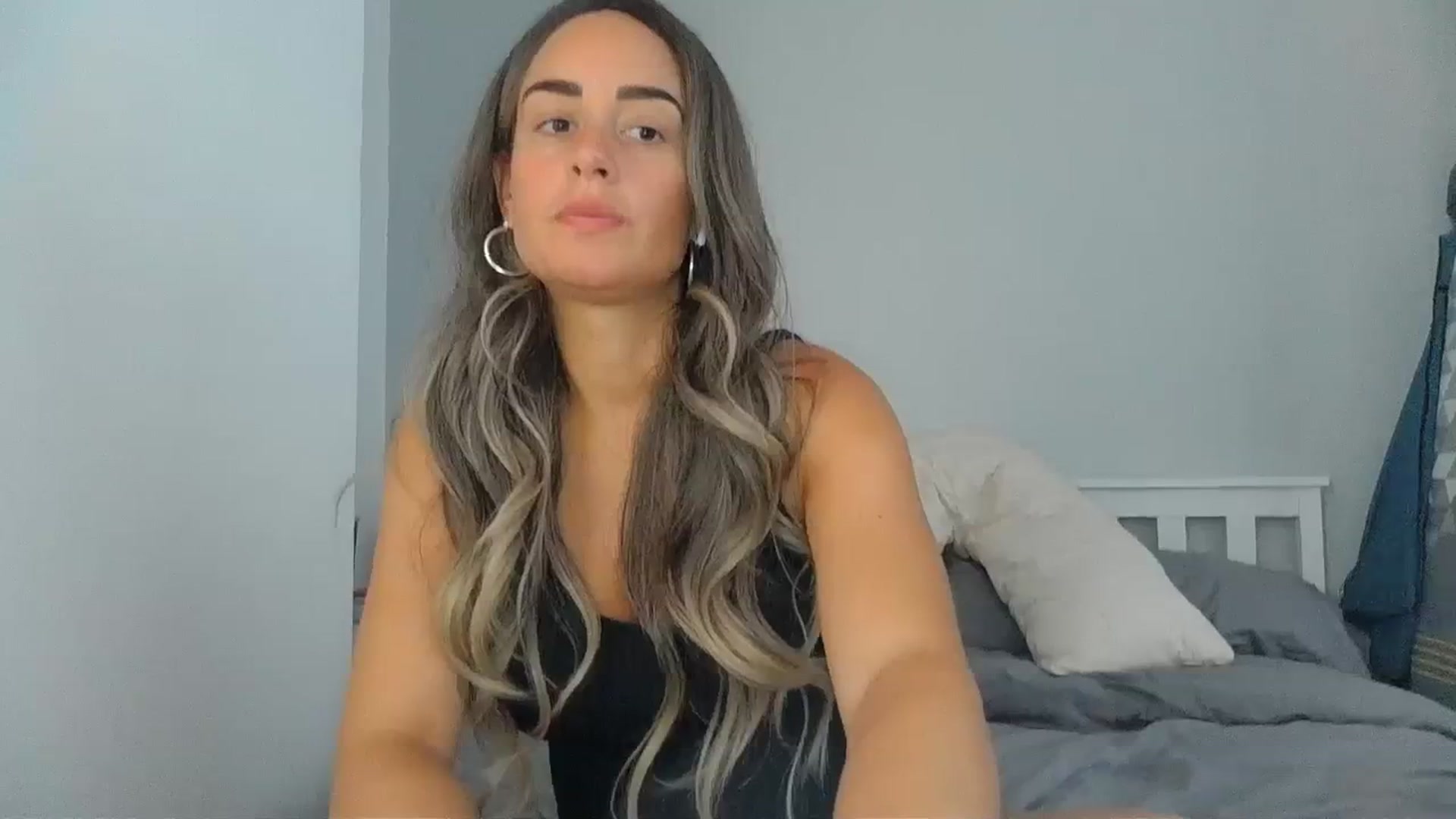 Gallery image thumbnail from Sophiaviennax's myfreecams stream on, 09/05/2023, 12:52 image 16 of 20