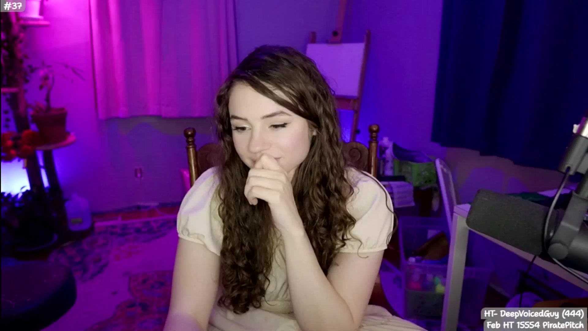 Gallery image thumbnail from SophieAmor's myfreecams stream on, 02/19/2026, 09:23 image 12 of 20