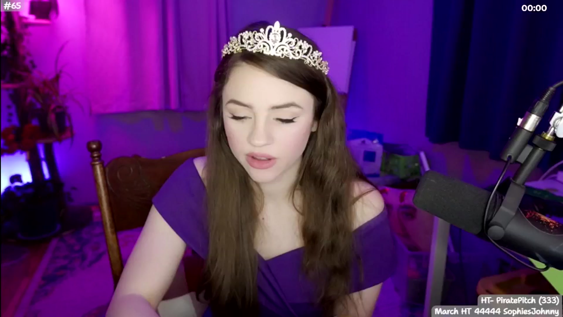 Gallery image thumbnail from SophieAmor's myfreecams stream on, 03/16/2026, 06:32 image 6 of 20