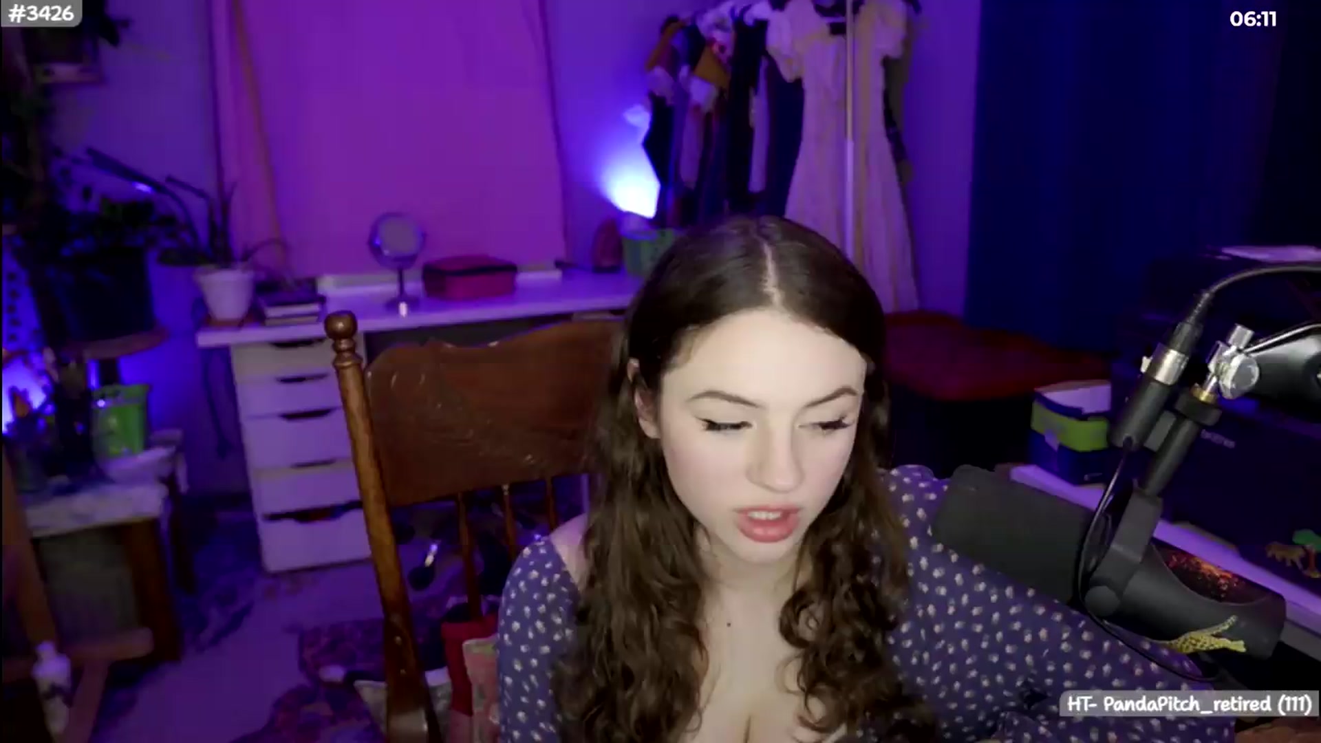 Gallery image thumbnail from SophieAmor's myfreecams stream on, 05/14/2026, 03:03 image 11 of 20