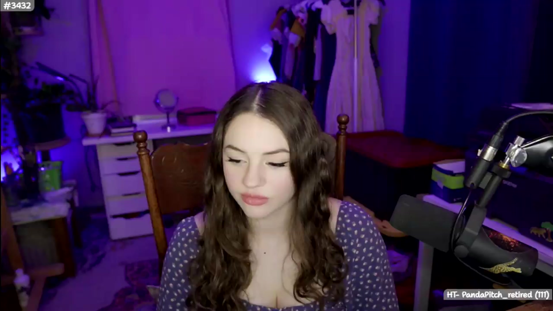 Gallery image thumbnail from SophieAmor's myfreecams stream on, 05/14/2026, 03:03 image 2 of 20