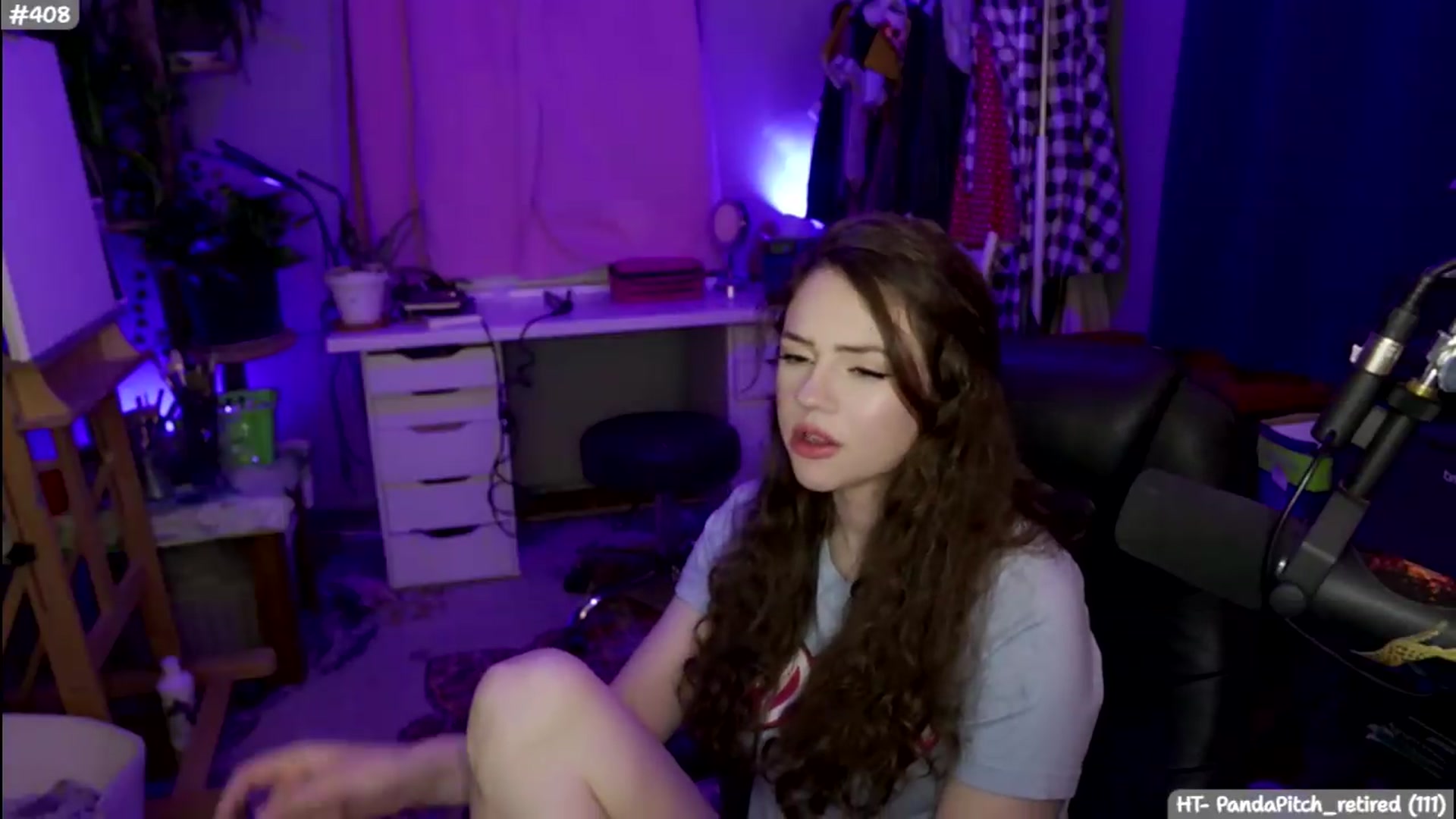 Gallery image thumbnail from SophieAmor's myfreecams stream on, 06/21/2026, 03:44 image 18 of 20