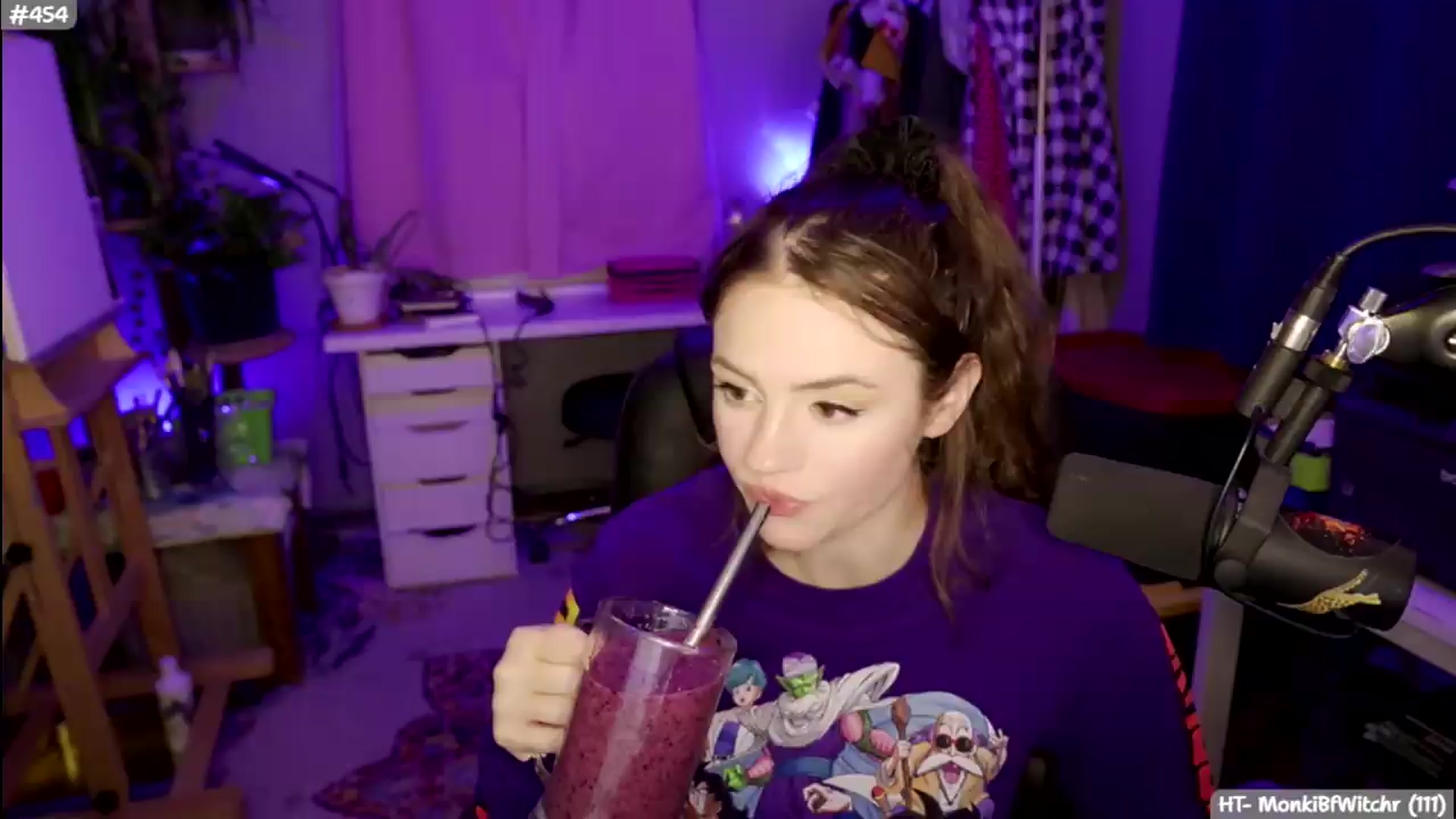 Gallery image thumbnail from SophieAmor's myfreecams stream on, 06/23/2026, 04:42 image 14 of 20