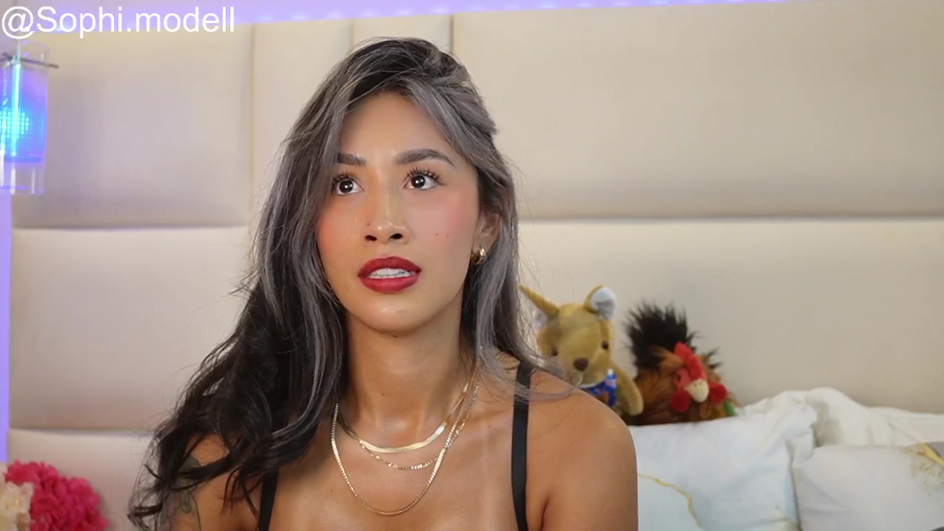 Gallery image thumbnail from SophieBecker's myfreecams stream on, 08/20/2025, 22:48 image 16 of 20