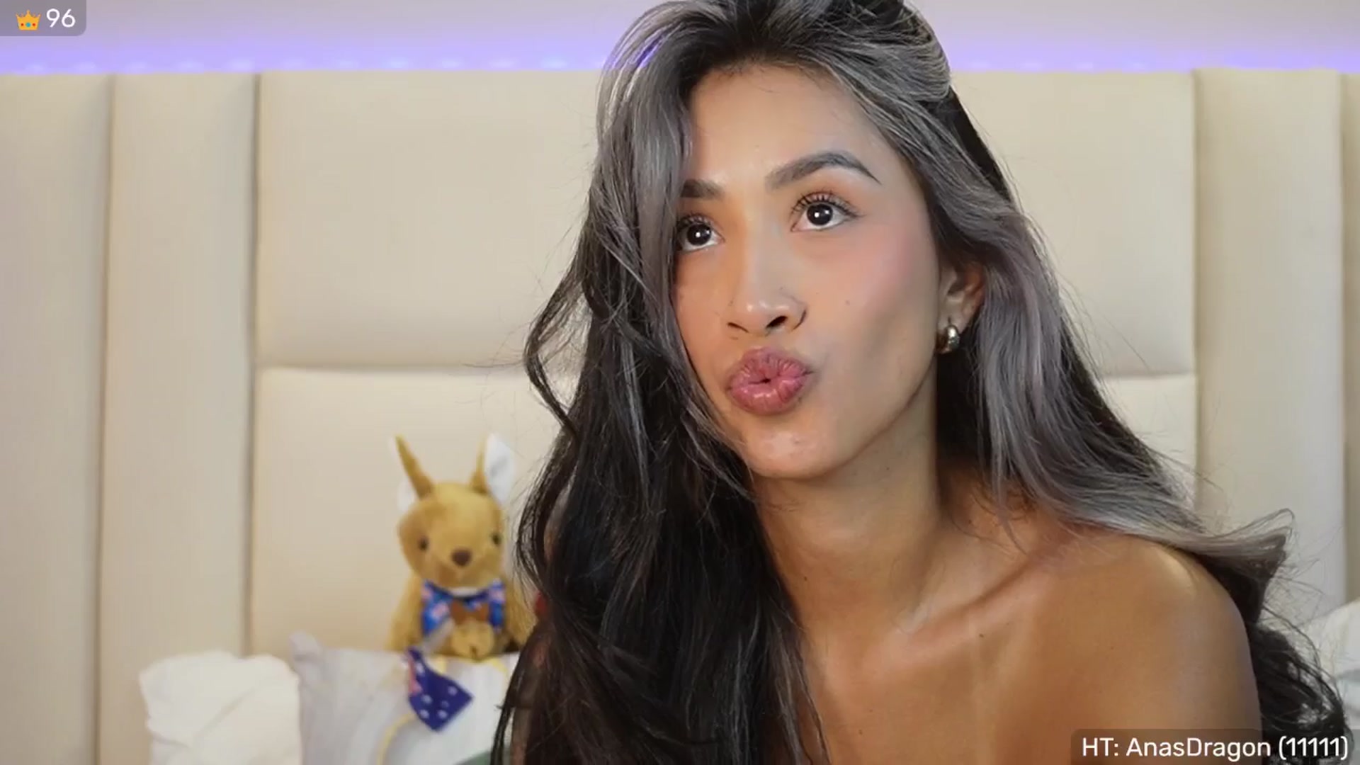 Gallery image thumbnail from SophieBecker's myfreecams stream on, 08/22/2025, 19:29 image 20 of 20