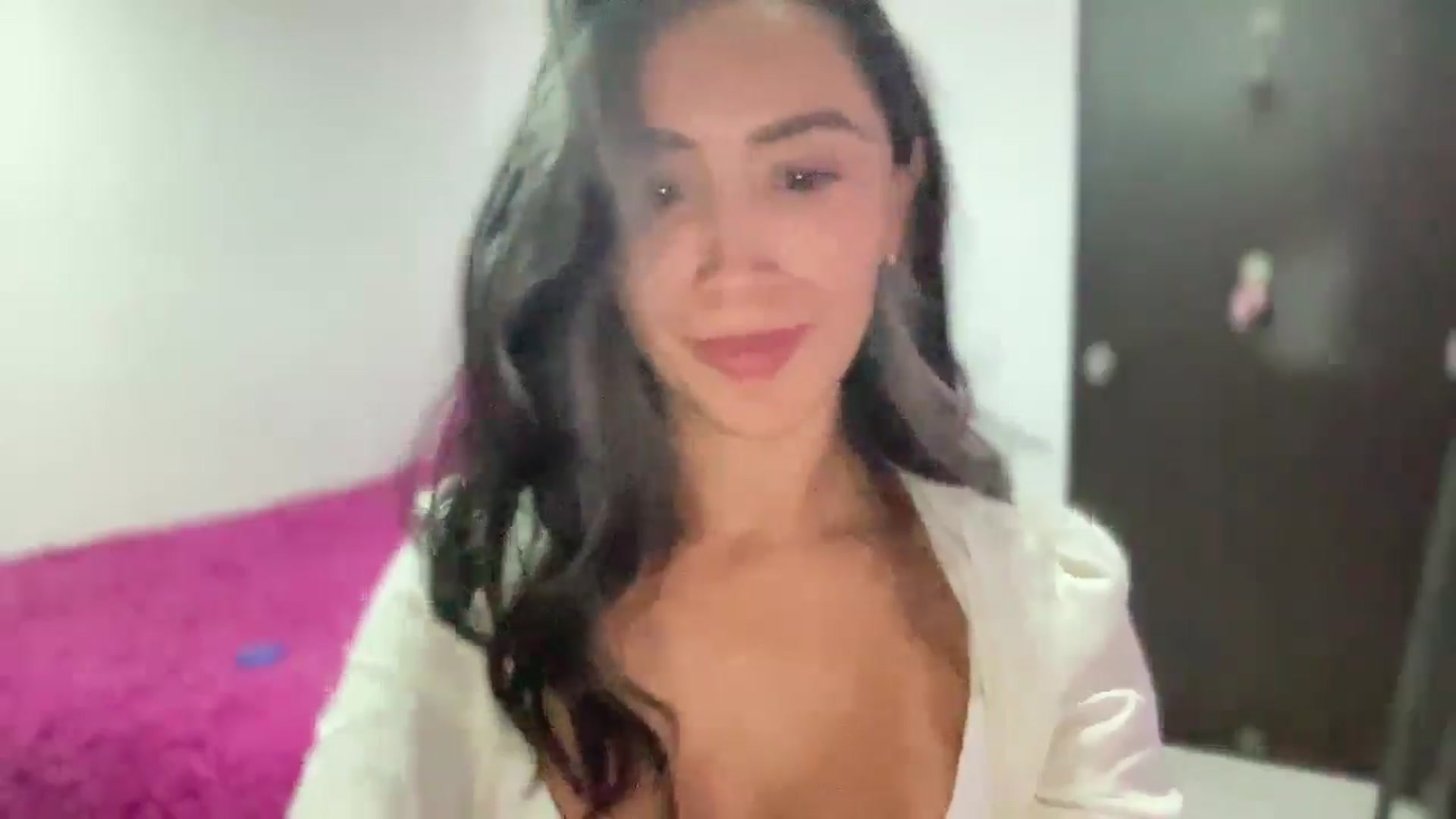 Gallery image thumbnail from SophieBecker's myfreecams stream on, 09/01/2025, 04:04 image 9 of 20
