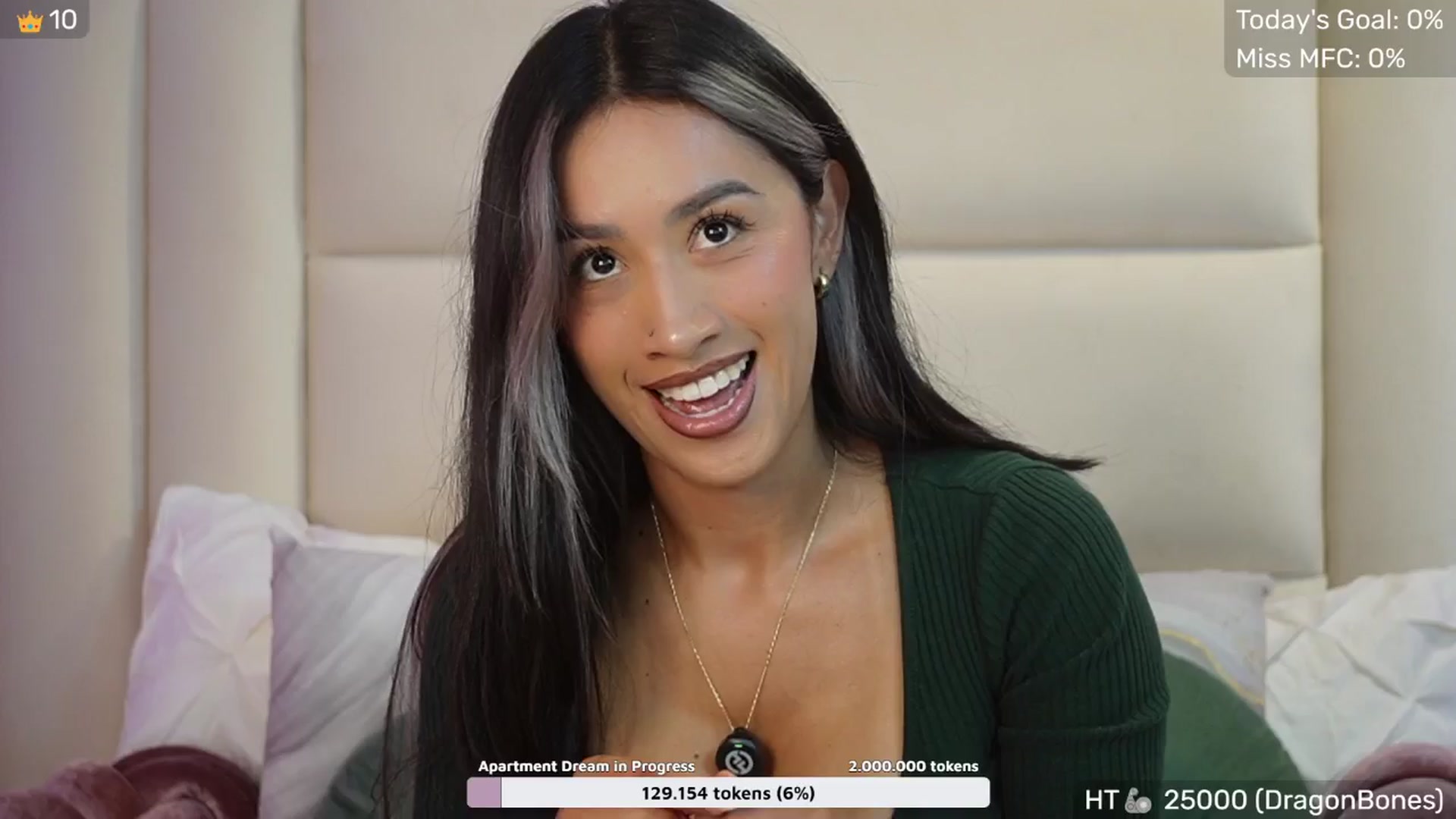 Gallery image thumbnail from SophieBecker's myfreecams stream on, 09/21/2025, 24:06 image 18 of 20