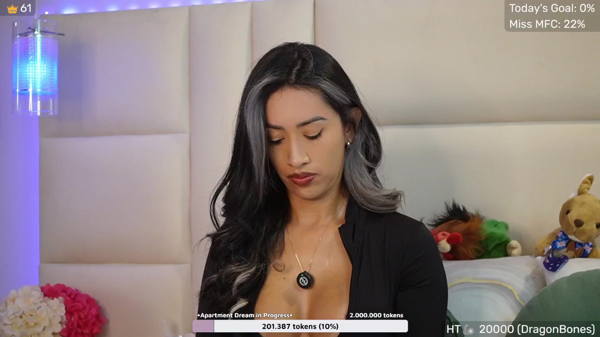 Gallery image thumbnail from SophieBecker's myfreecams stream on, 10/07/2025, 24:09 image 5 of 20