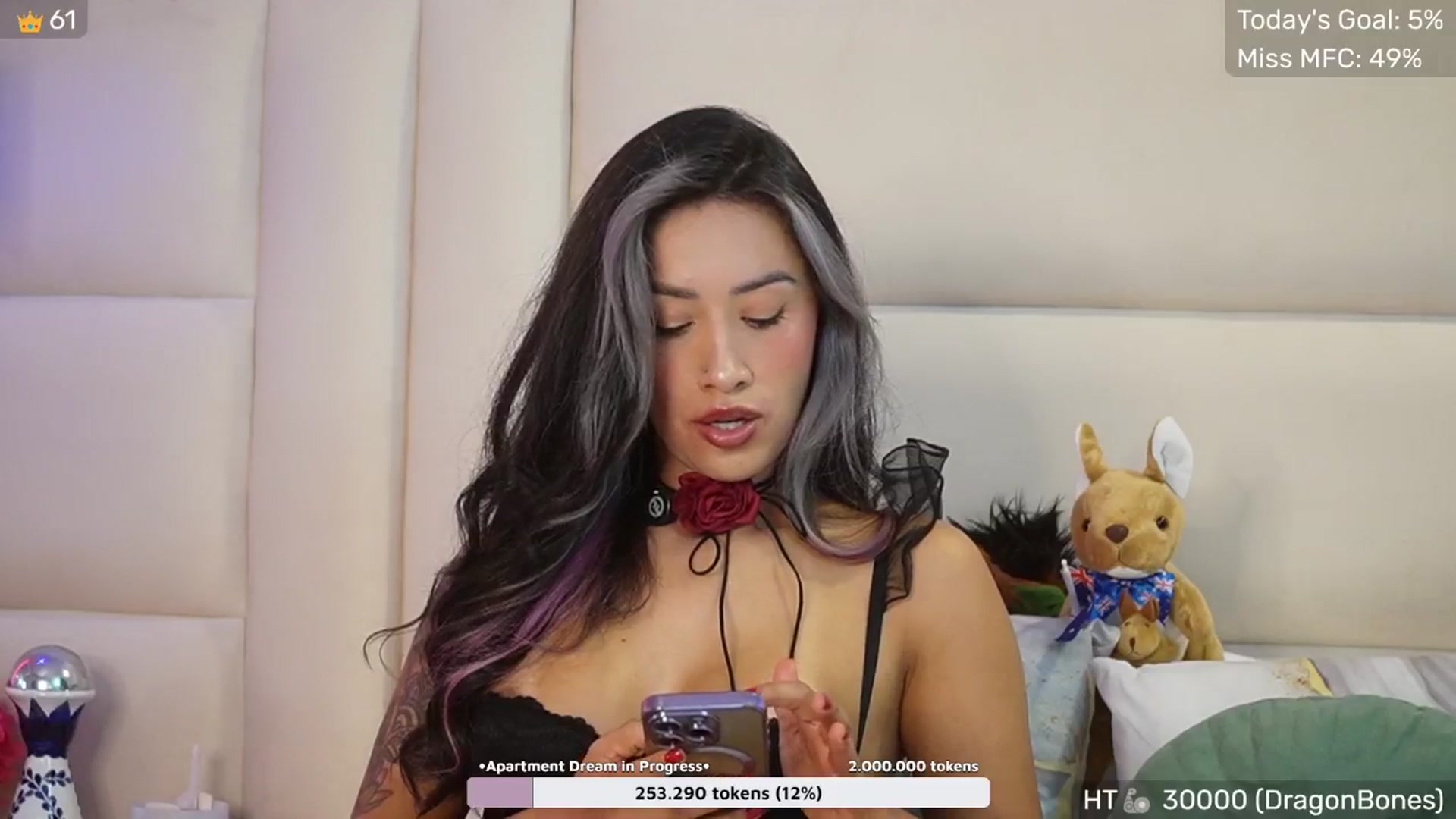 Gallery image thumbnail from SophieBecker's myfreecams stream on, 10/12/2025, 24:06 image 7 of 20