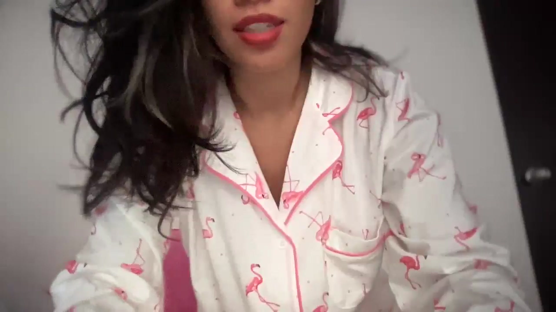 Gallery image thumbnail from SophieBecker's myfreecams stream on, 10/19/2025, 16:01 image 2 of 20