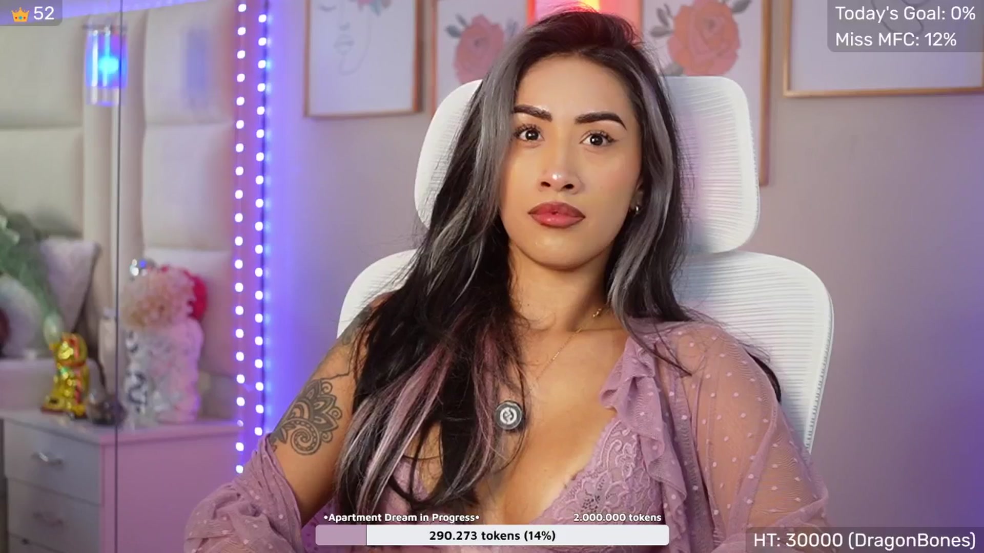 Gallery image thumbnail from SophieBecker's myfreecams stream on, 10/22/2025, 24:43 image 6 of 20