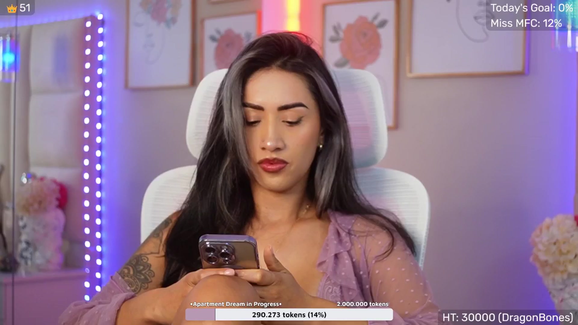 Gallery image thumbnail from SophieBecker's myfreecams stream on, 10/22/2025, 24:43 image 5 of 20
