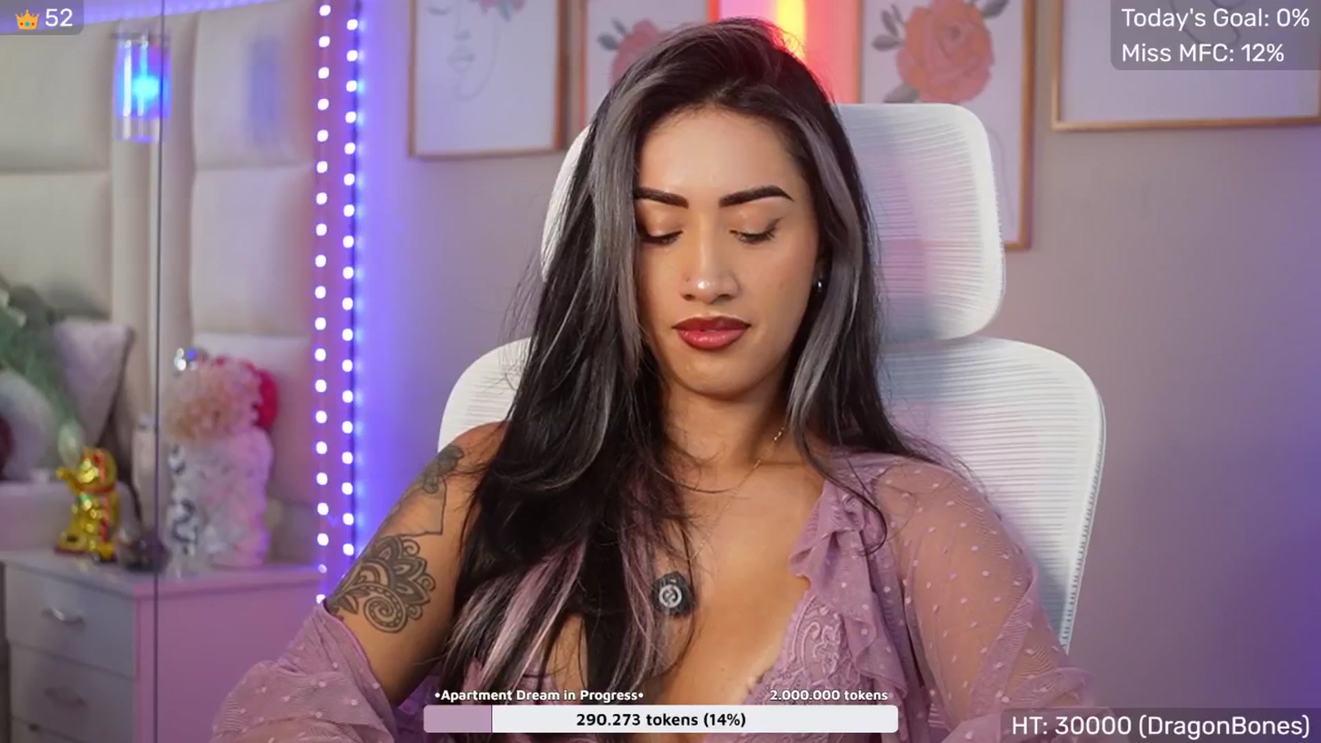 Gallery image thumbnail from SophieBecker's myfreecams stream on, 10/22/2025, 24:43 image 7 of 20